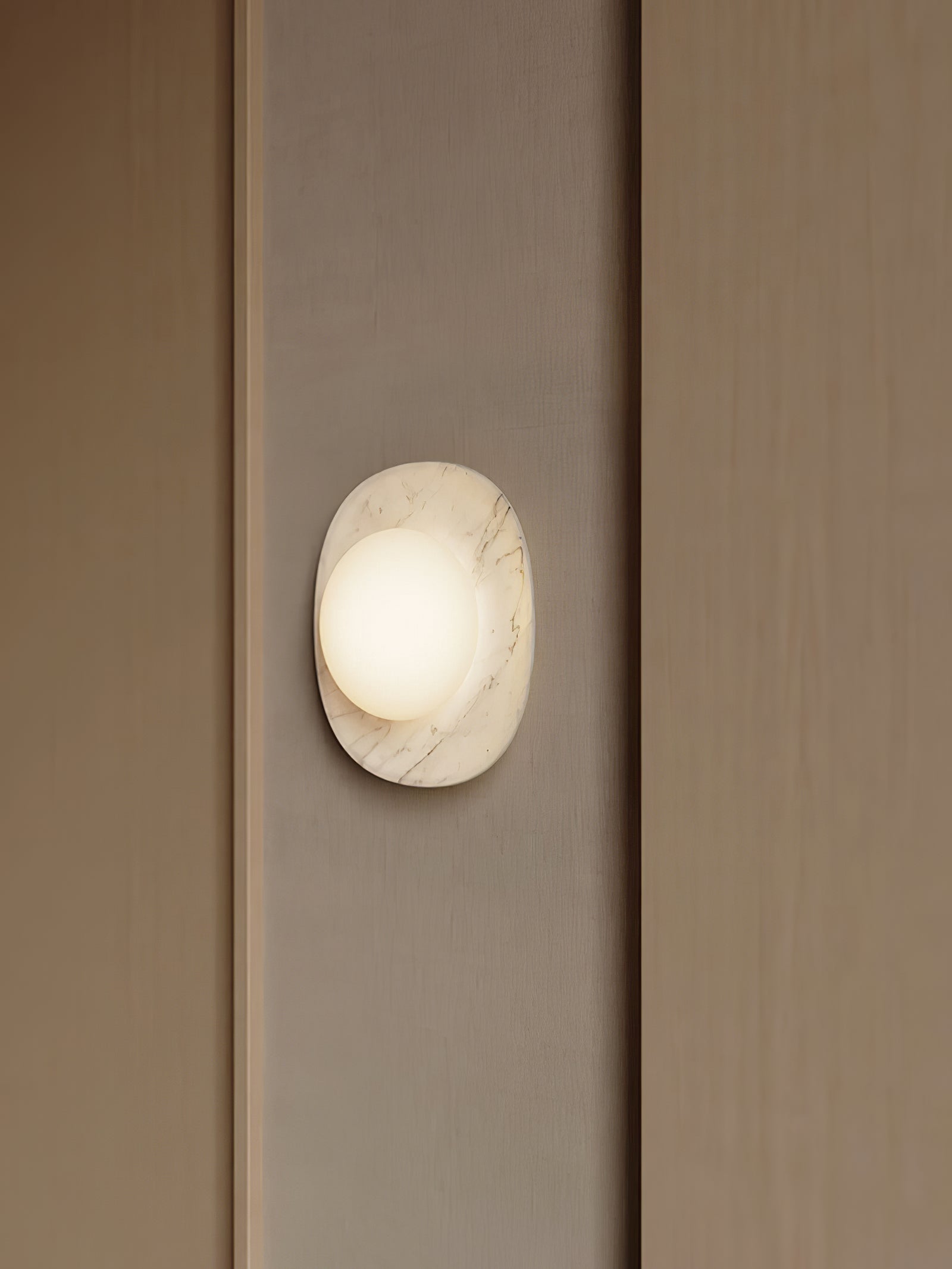 carrara-cusp-sconce-anzaz--17