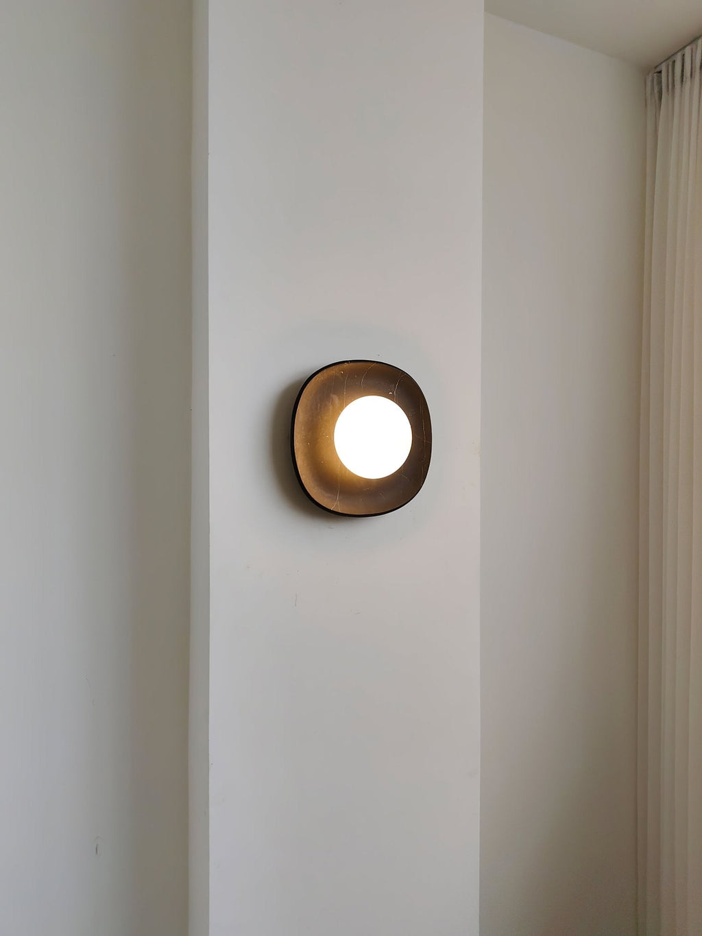 carrara-cusp-sconce-anzaz--20