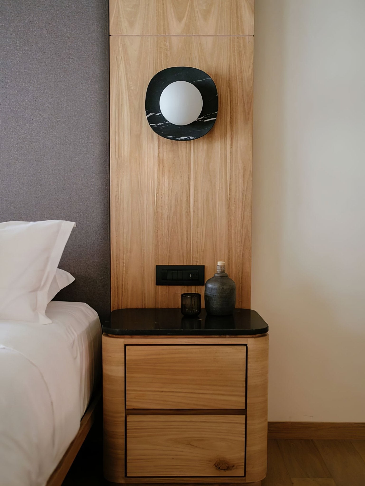 carrara-cusp-sconce-anzaz--21
