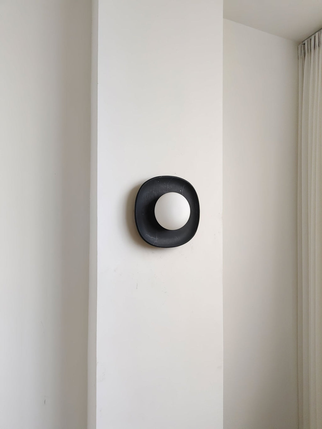 carrara-cusp-sconce-anzaz--25
