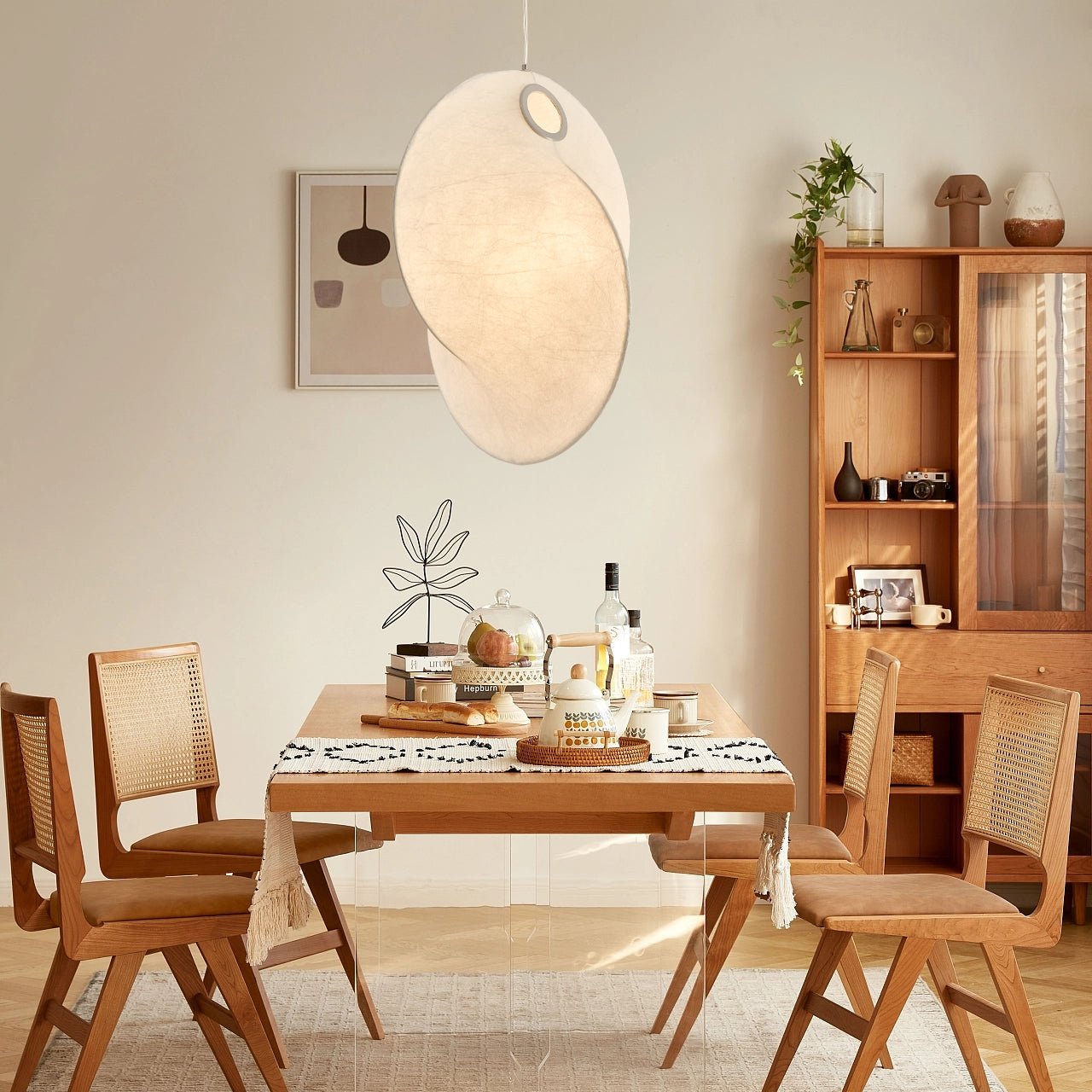 celeste-crescent-pendant-light-anzaz-White-2