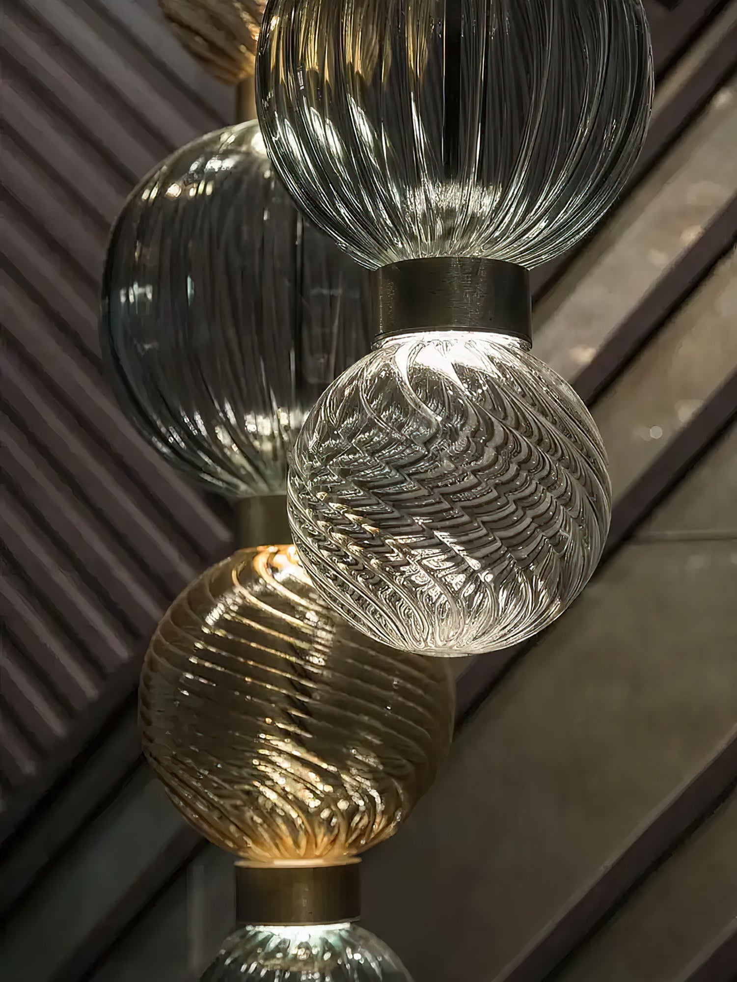 celvara-globe-pendant-lamp-anzaz--7