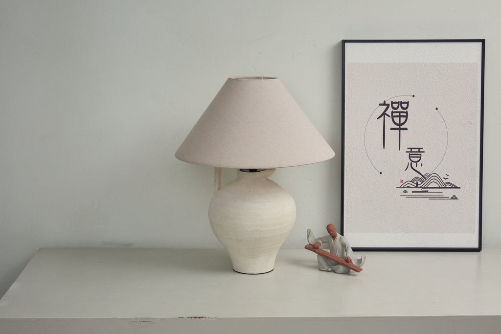 ceramic-pitcher-shaped-table-lamp-anzaz--6
