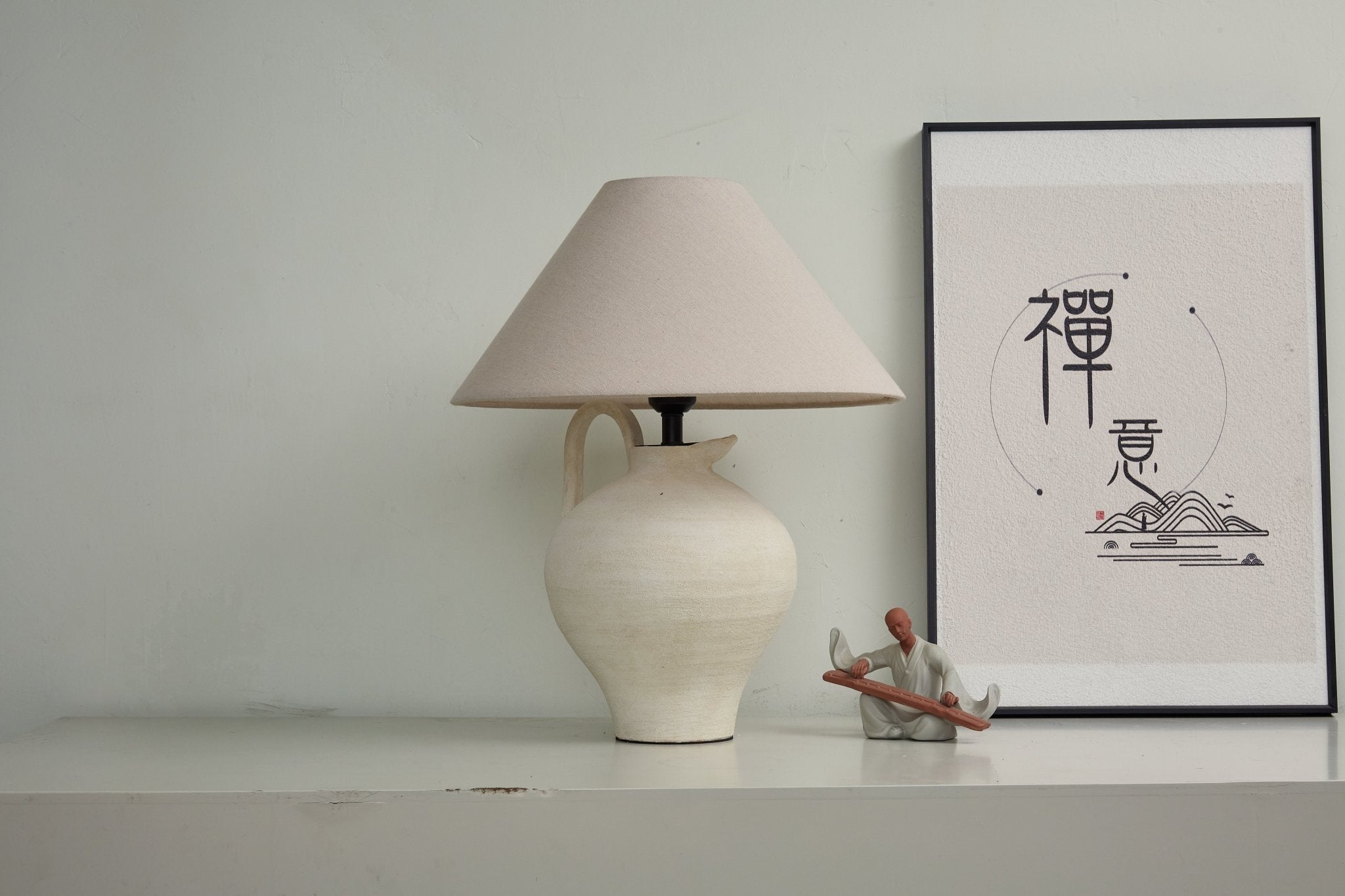 ceramic-pitcher-shaped-table-lamp-anzaz--7