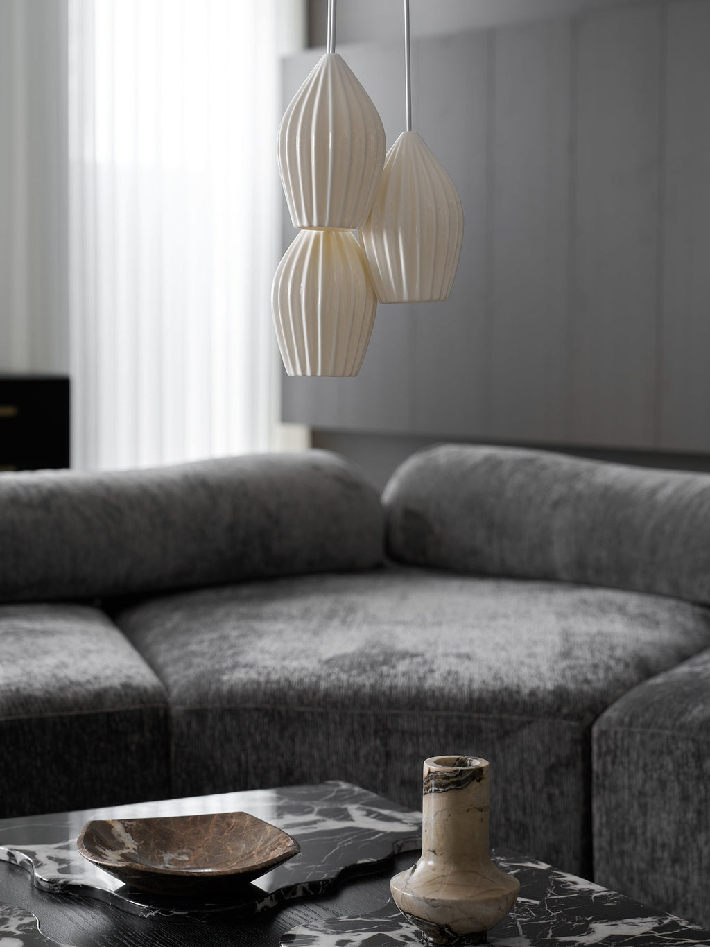 ceramic-ribbed-pendant-light-anzaz--7