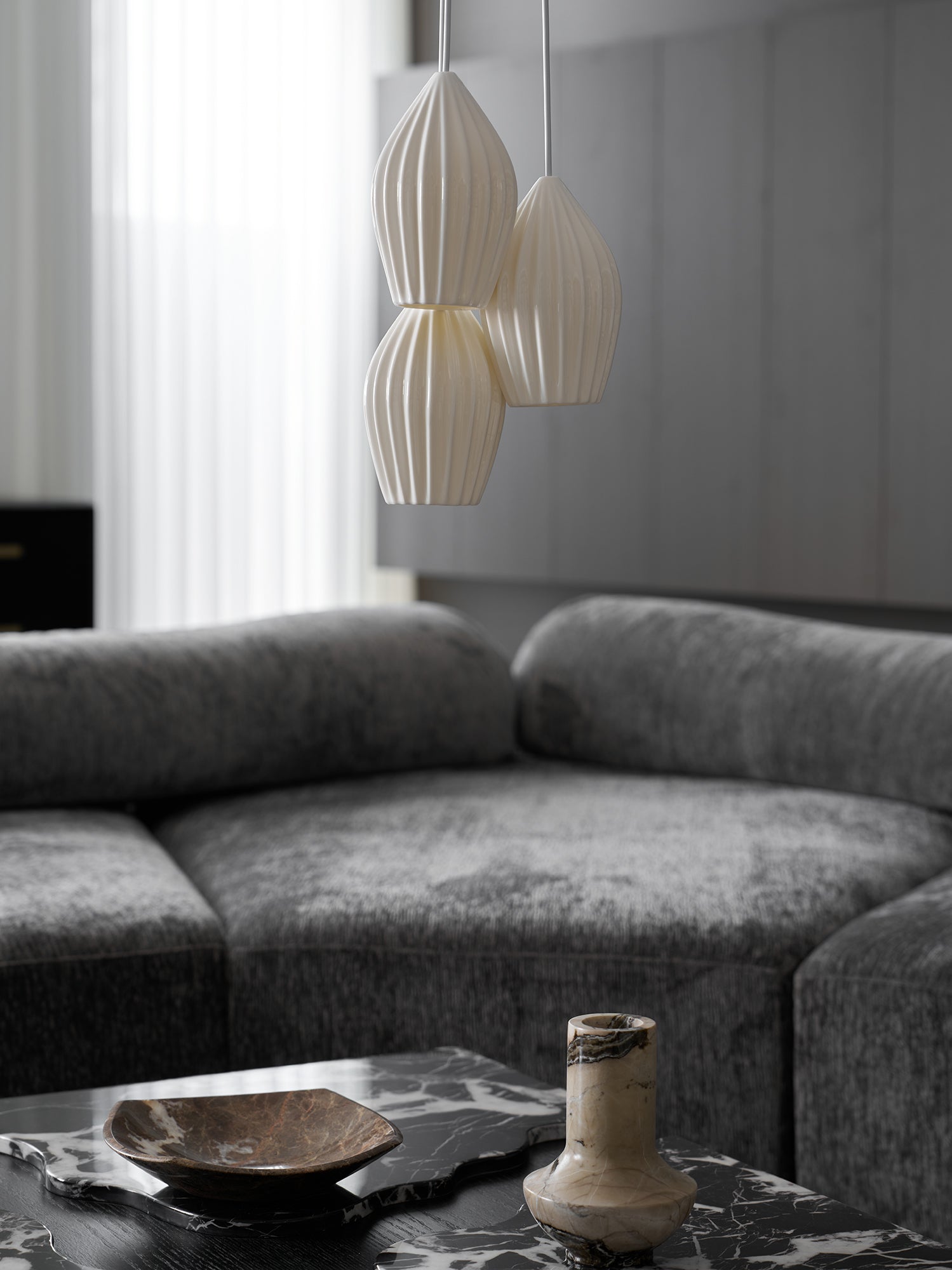 ceramic-ribbed-pendant-light-anzaz--7
