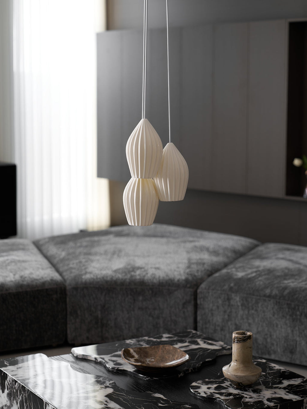 ceramic-ribbed-pendant-light-anzaz--4