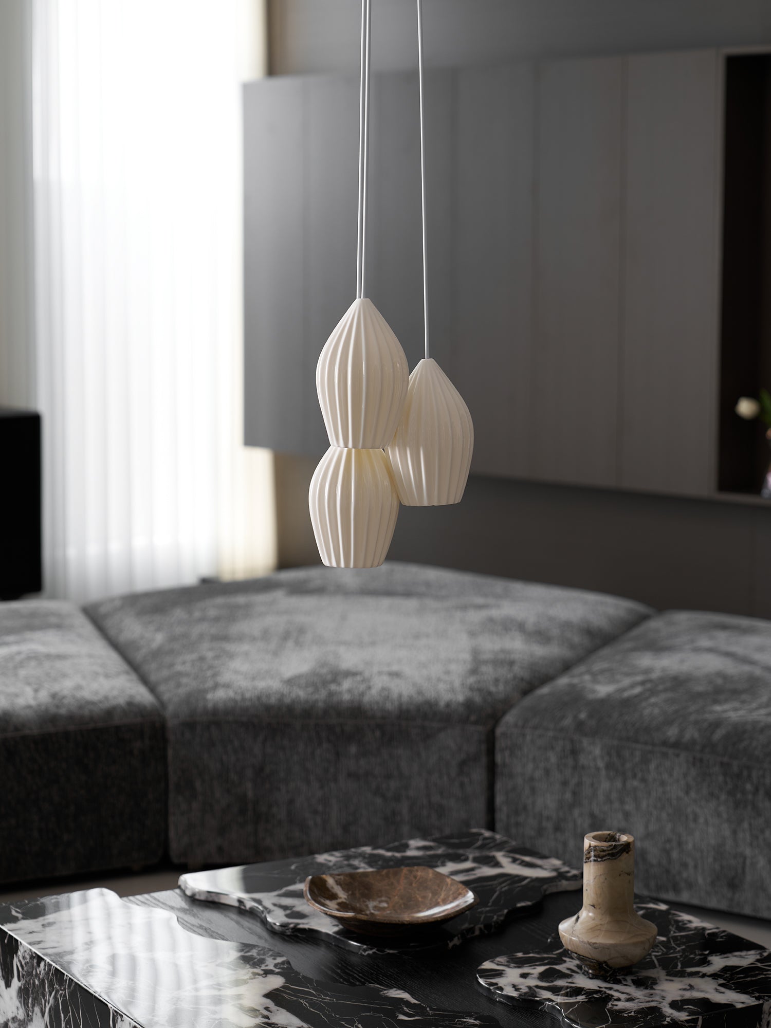 ceramic-ribbed-pendant-light-anzaz--4