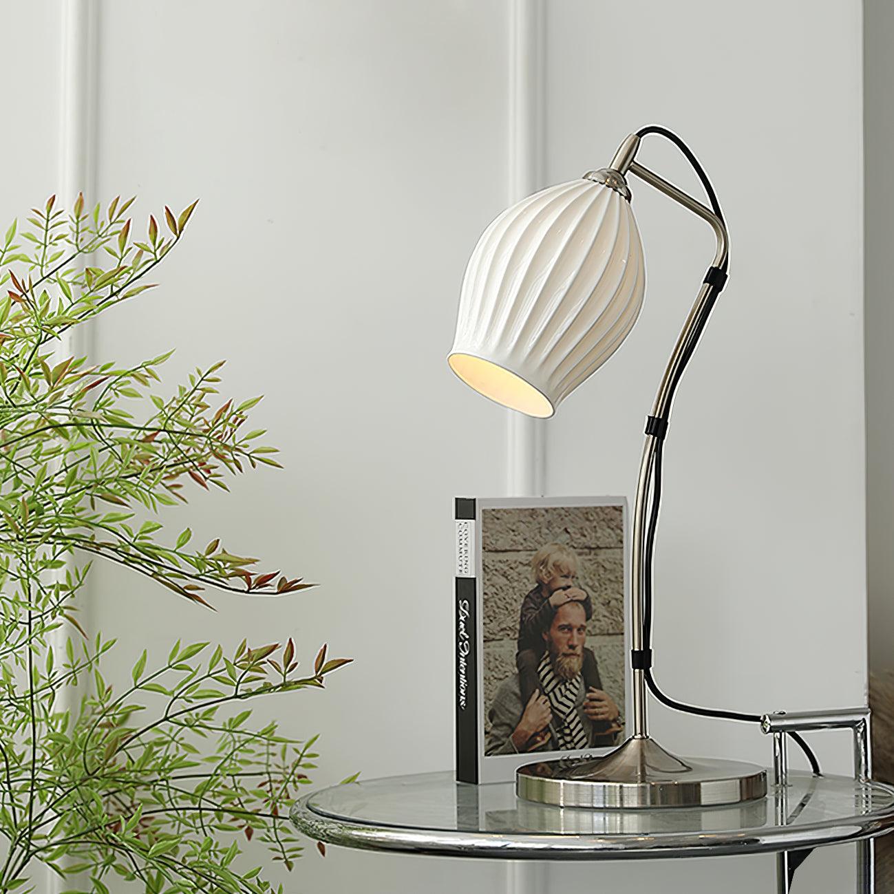 ceramic-ribbed-table-lamp-anzaz-Copper plating-2