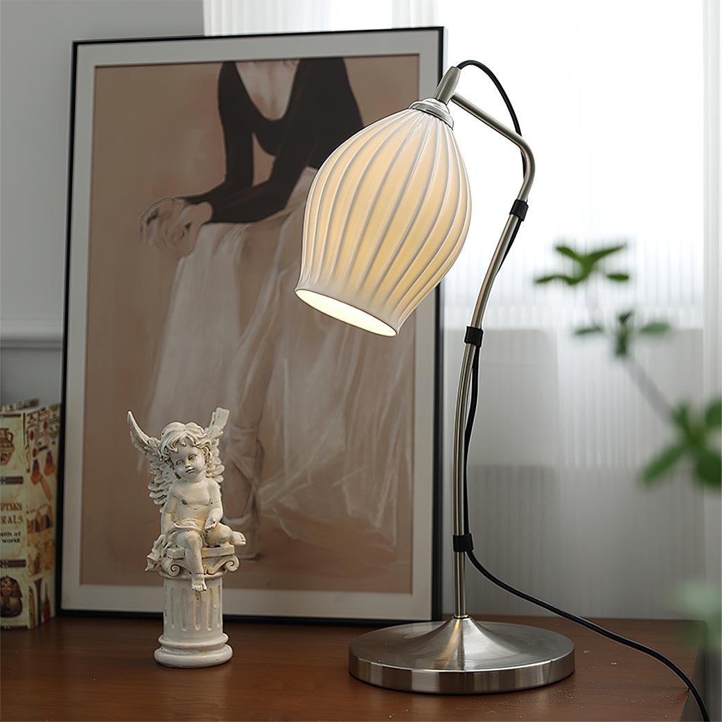ceramic-ribbed-table-lamp-anzaz--19