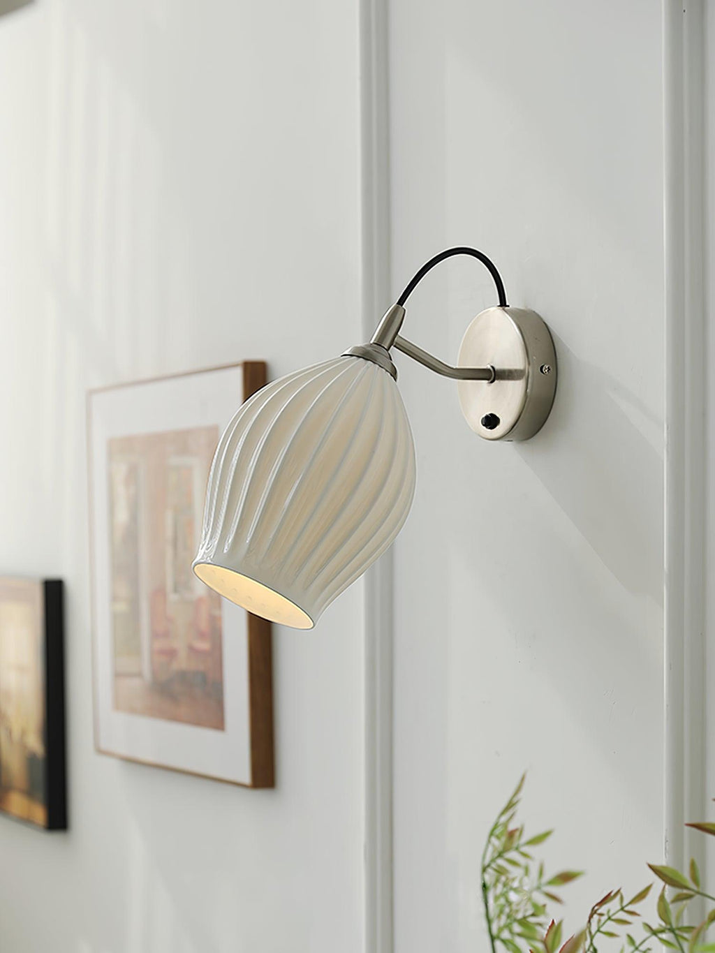 ceramic-ribbed-wall-light-anzaz--3