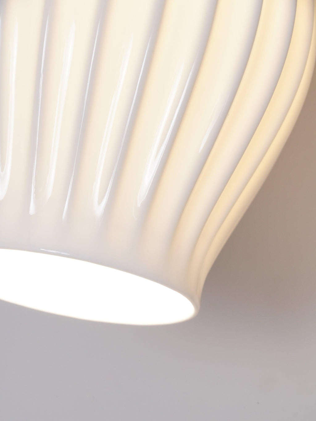 ceramic-ribbed-wall-light-anzaz--40