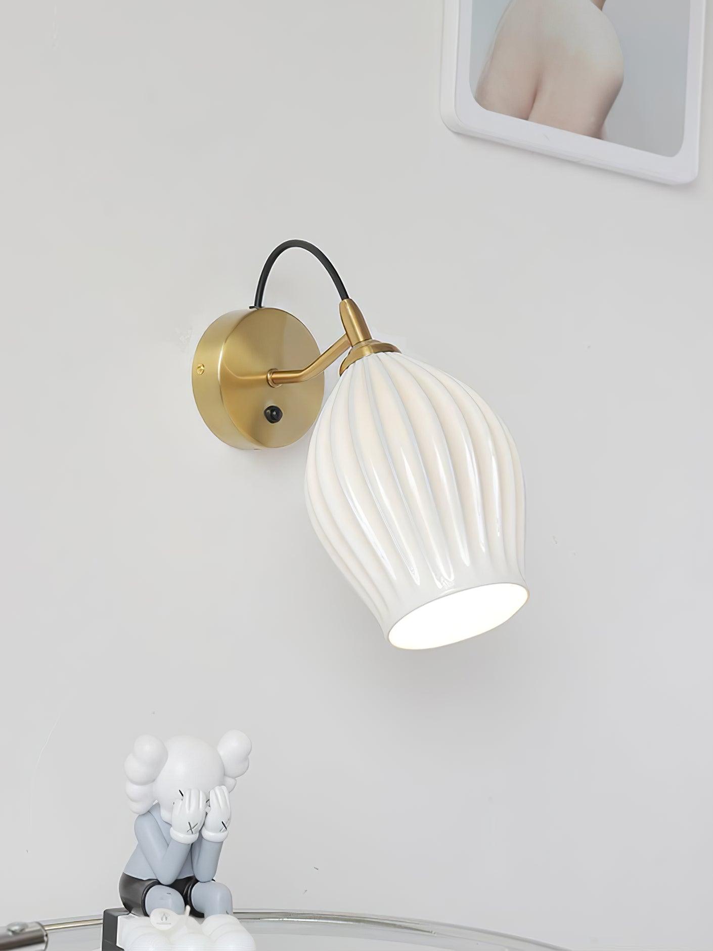 ceramic-ribbed-wall-light-anzaz--22