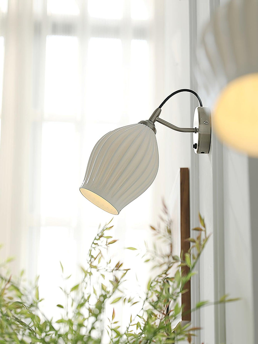 ceramic-ribbed-wall-light-anzaz--14