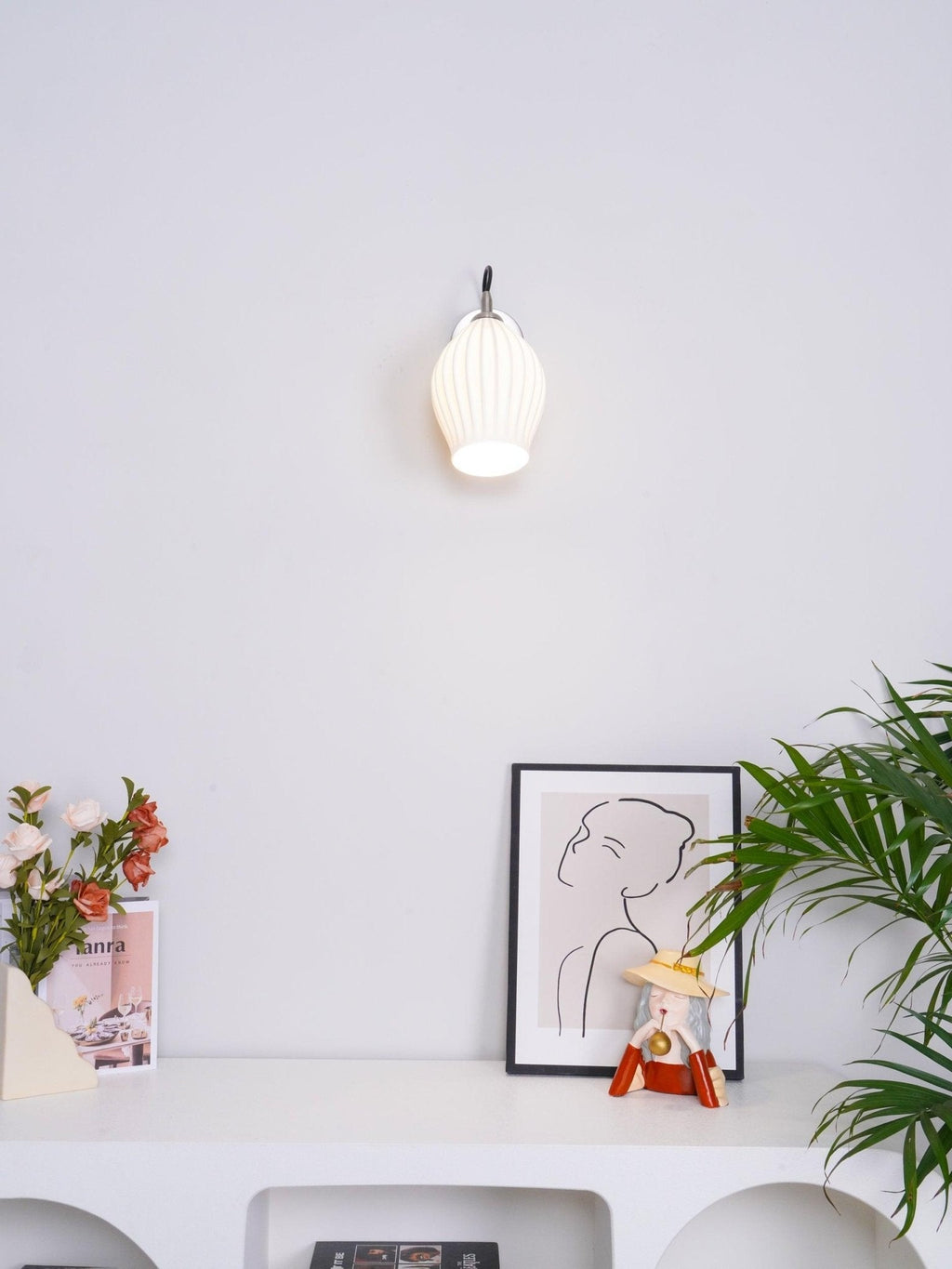 ceramic-ribbed-wall-light-anzaz--10