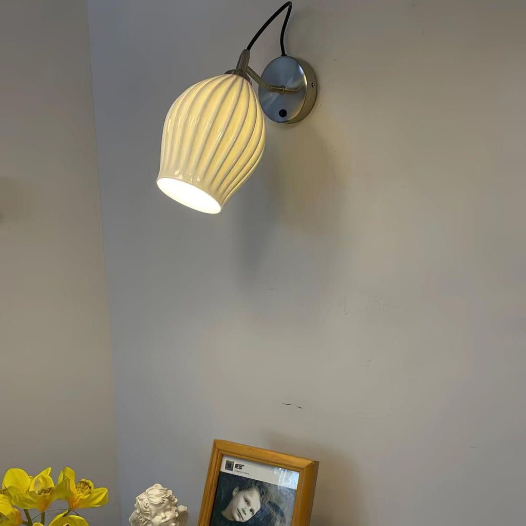 ceramic-ribbed-wall-light-anzaz--8
