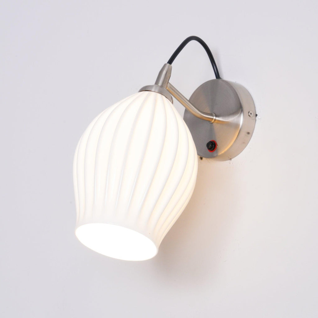ceramic-ribbed-wall-light-anzaz--36