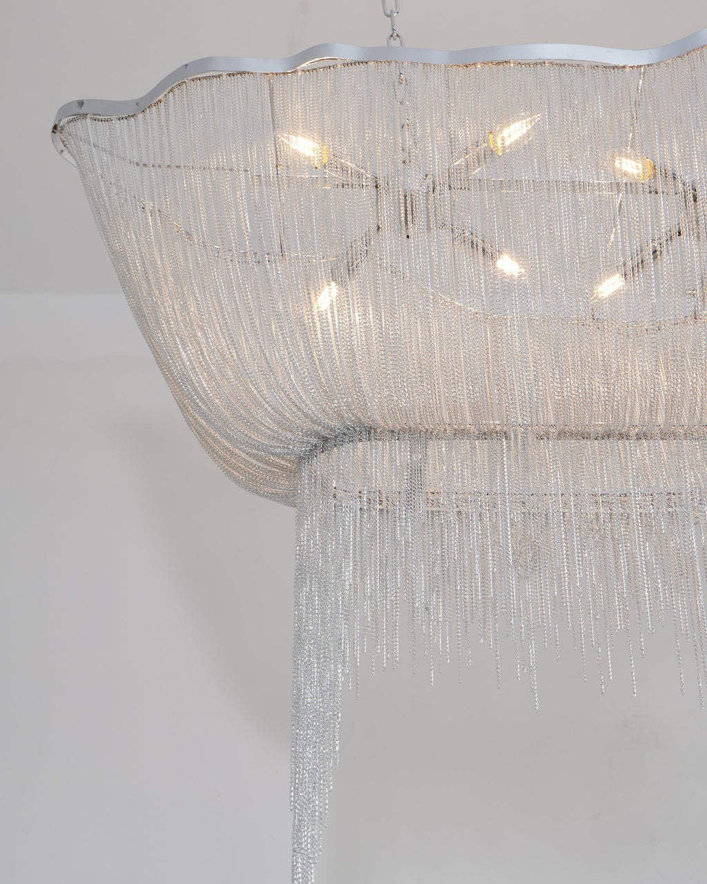 chains-shimmering-chandelier-anzaz--18