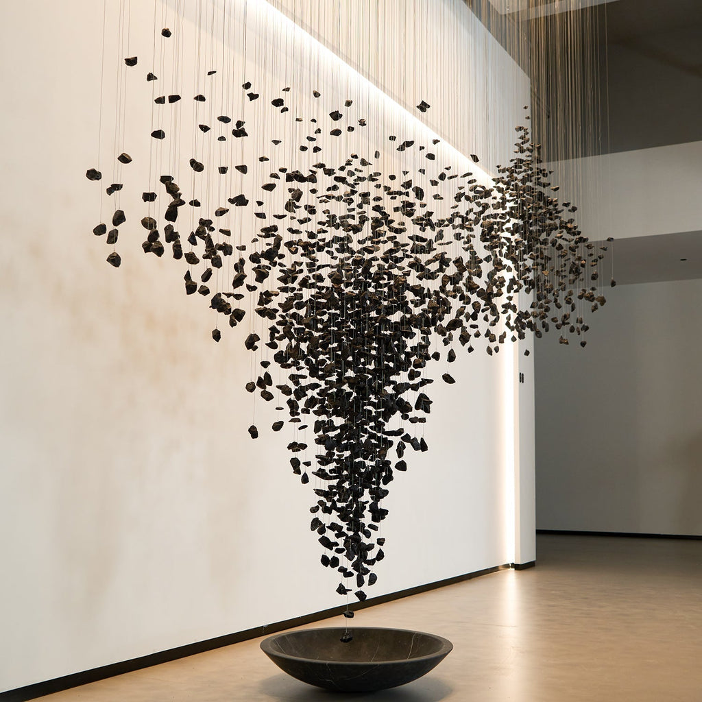 charcoal-shape-hourglass-chandelier-anzaz--9