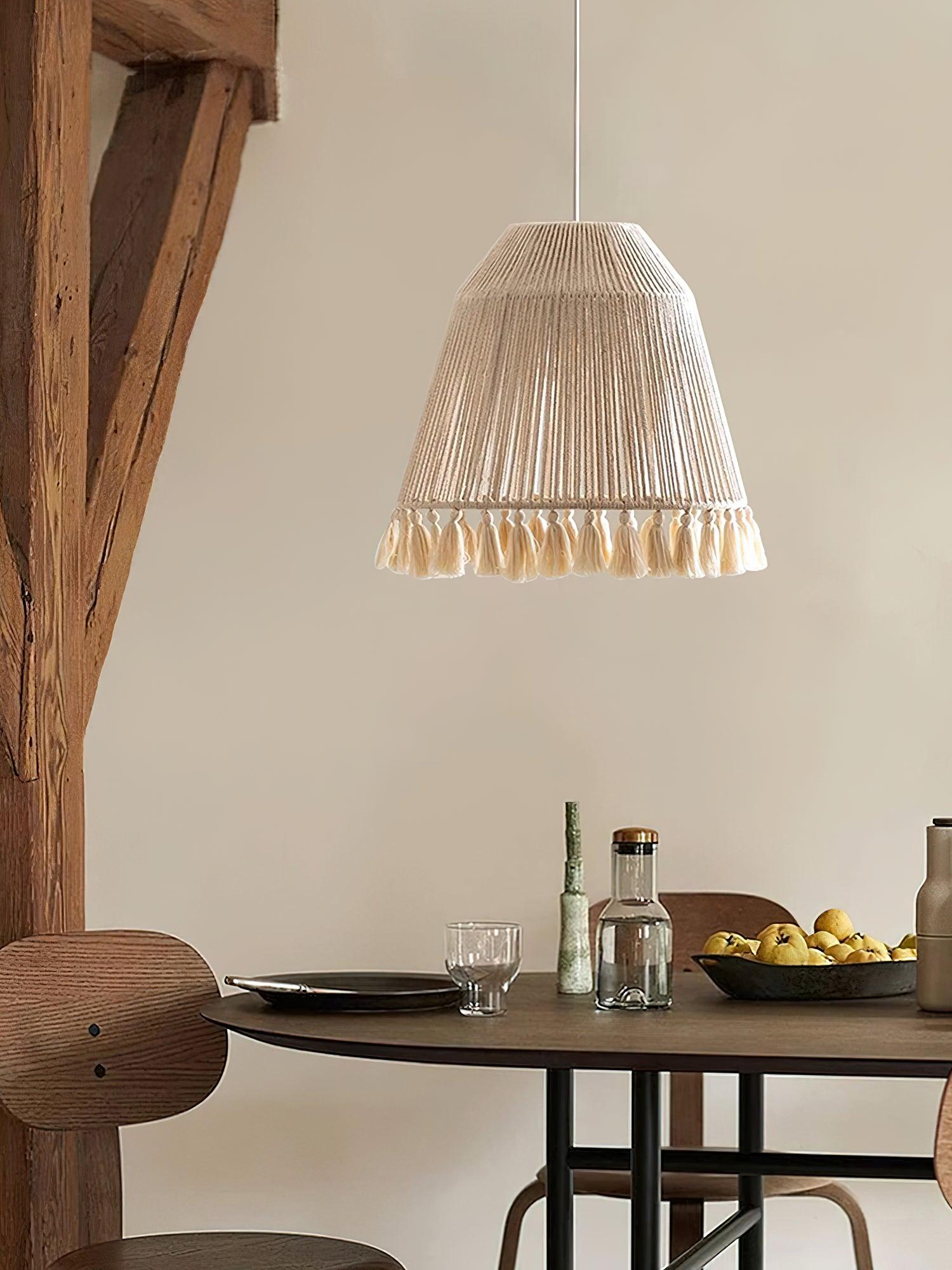 chase-tassel-pendant-light-anzaz--10
