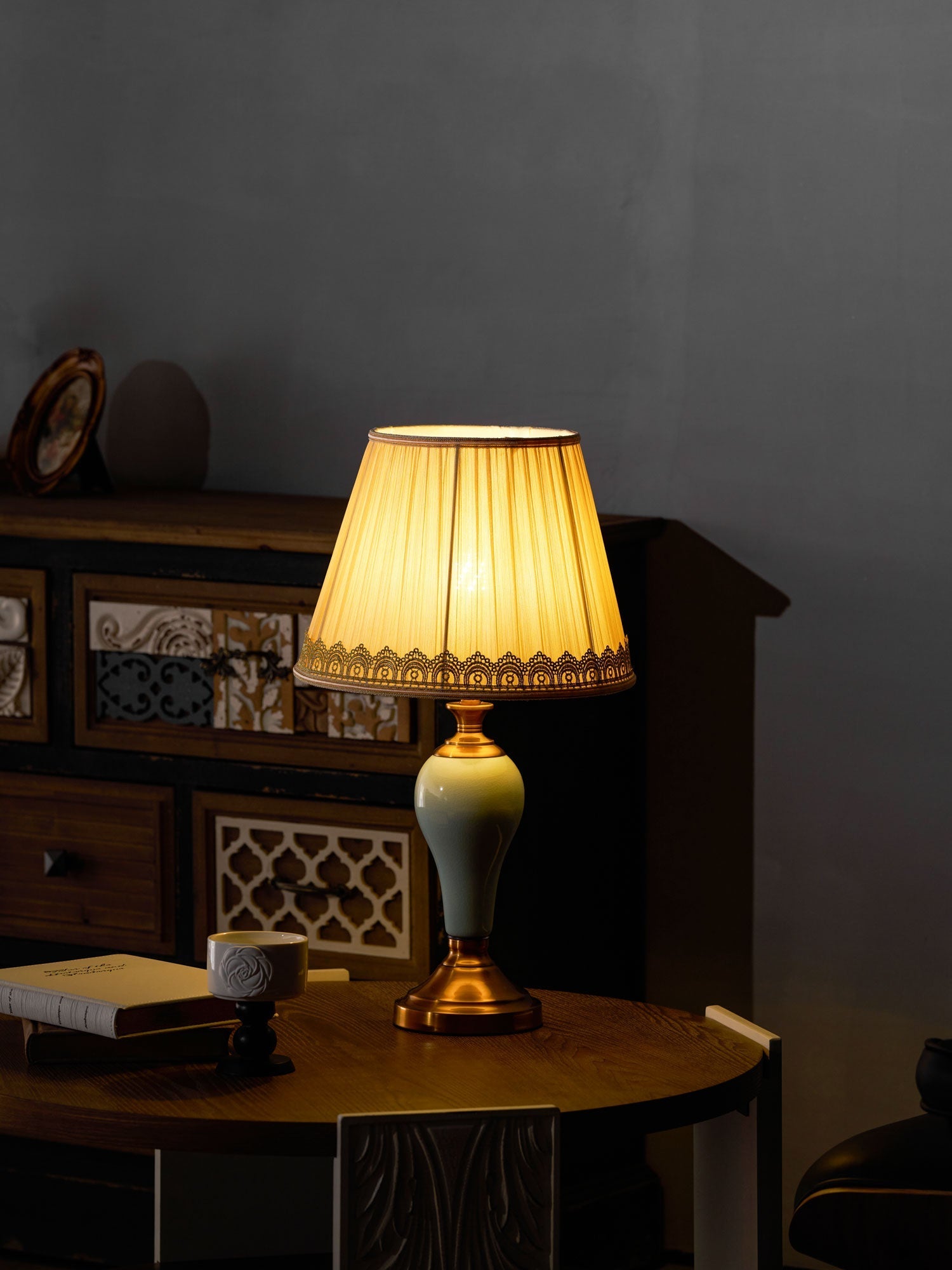 chaslyn-desk-lamp-anzaz--34
