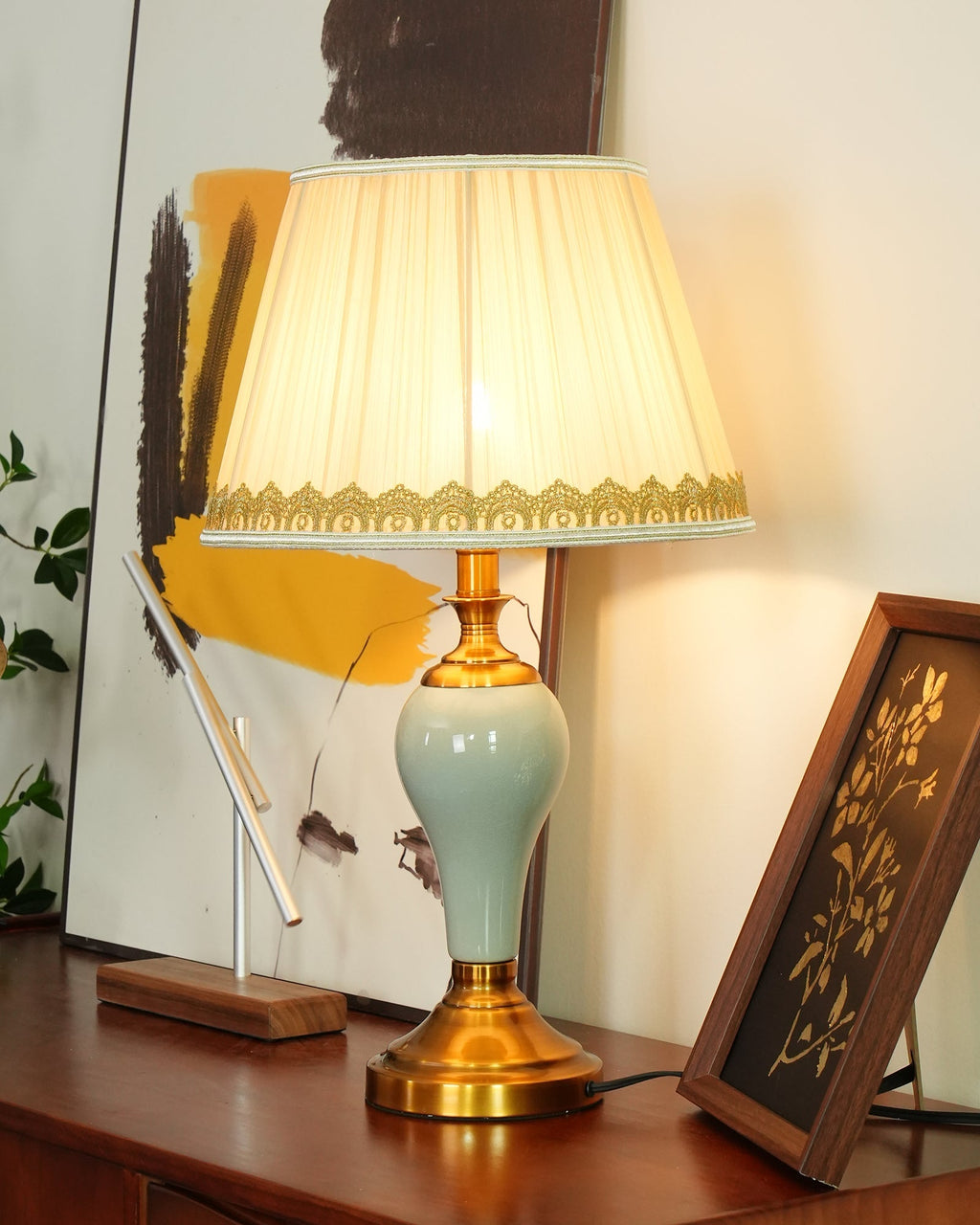 chaslyn-desk-lamp-anzaz--23