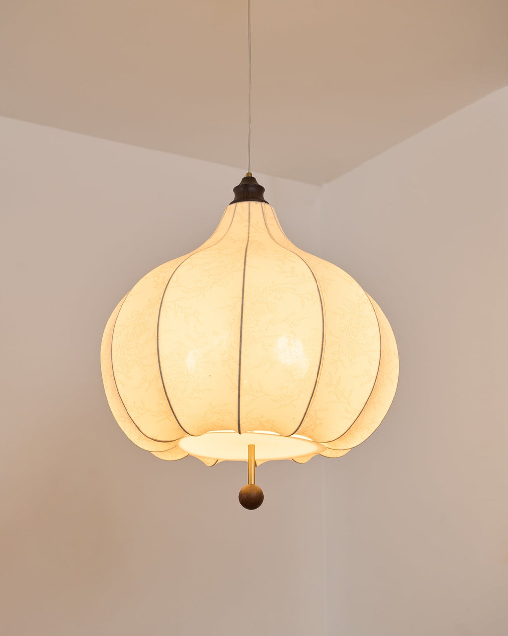 chestnut-fabric-pendant-light-anzaz--29