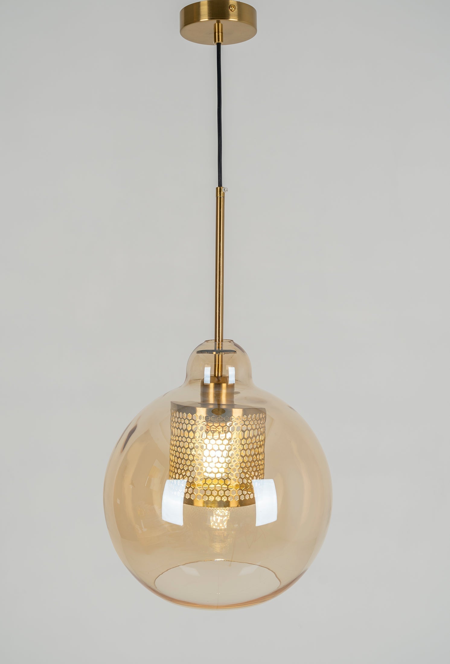 chiswick-glass-pendant-light-anzaz--103