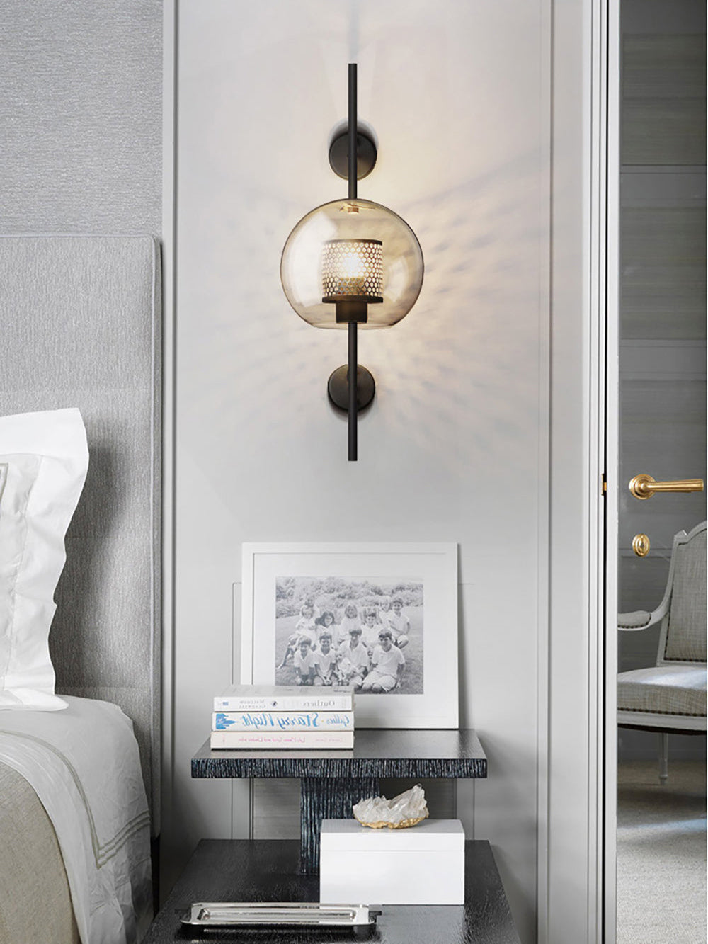 chiswick-glass-wall-light-anzaz--98