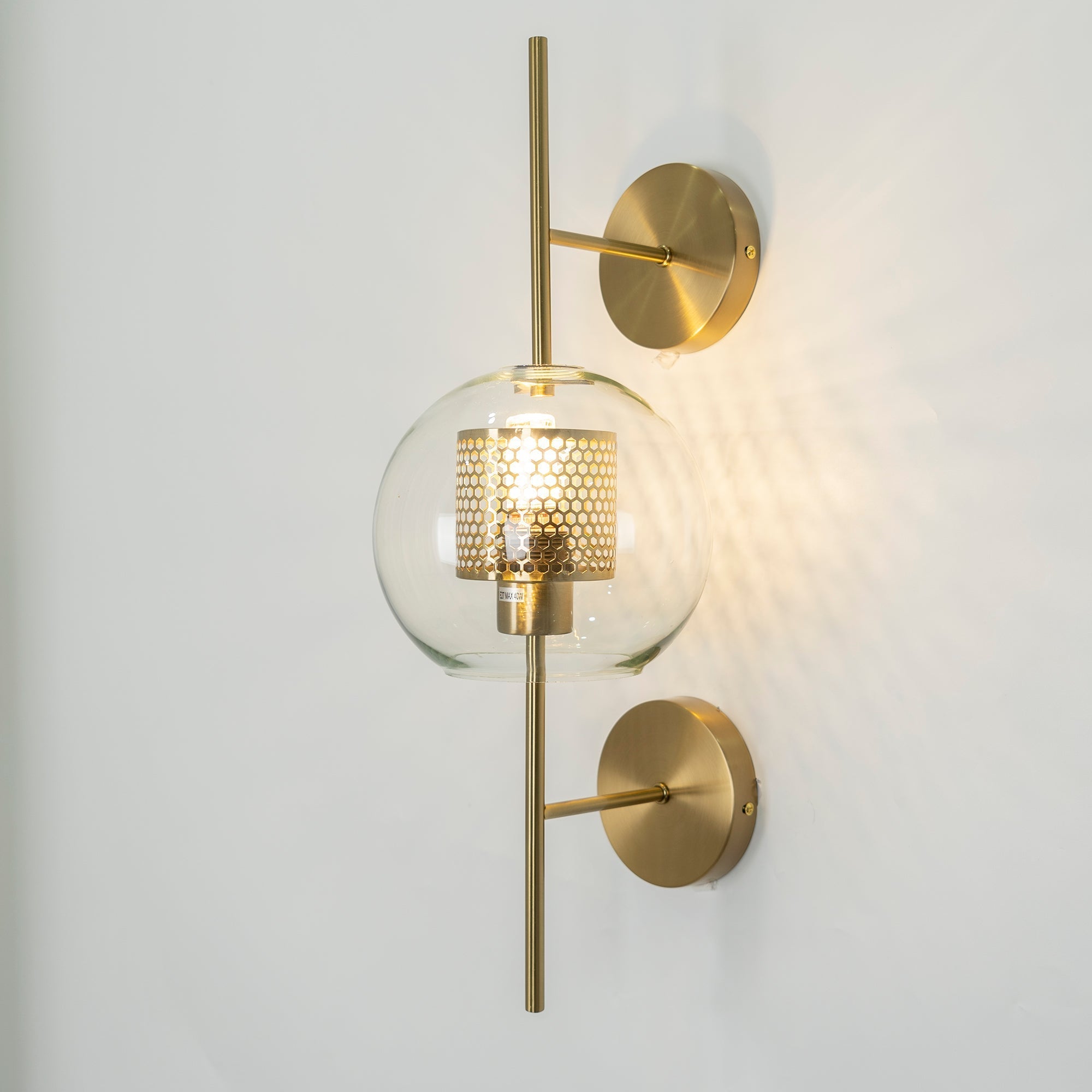chiswick-glass-wall-light-anzaz--110