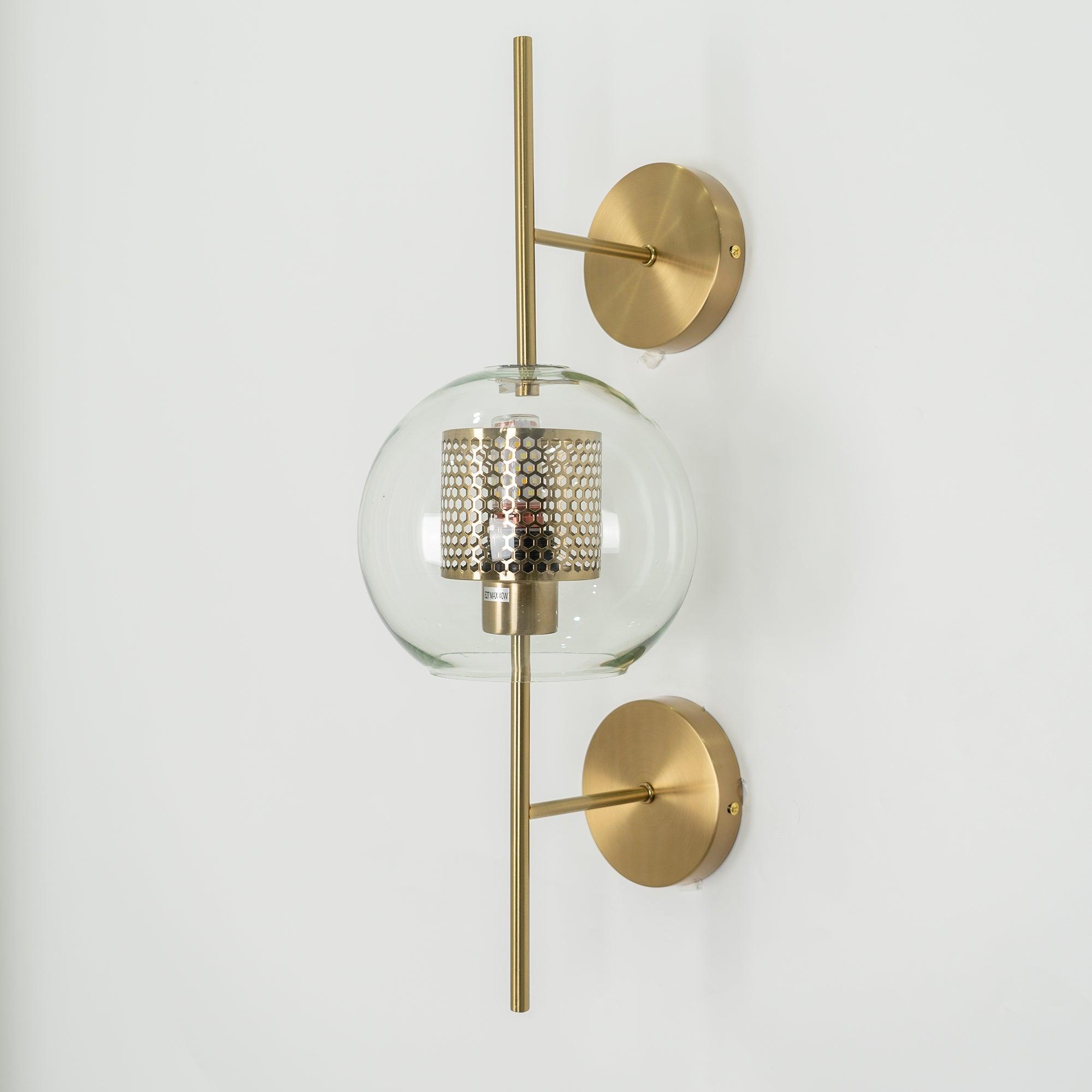 chiswick-glass-wall-light-anzaz--57