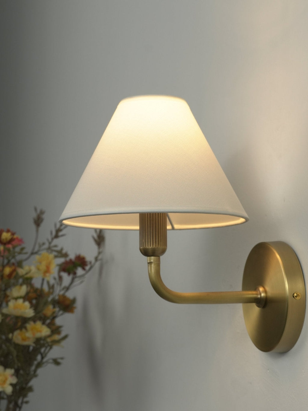 clara-brass-wall-sconce-anzaz--8
