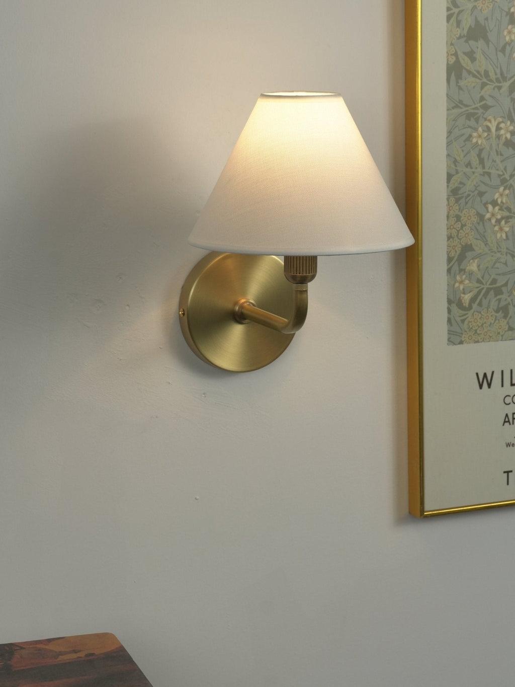 clara-brass-wall-sconce-anzaz--9