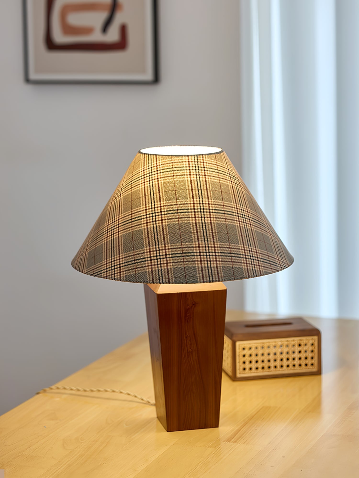 claremont-plaid-table-lamp-anzaz-Walnut Color & Beige Plaid-4