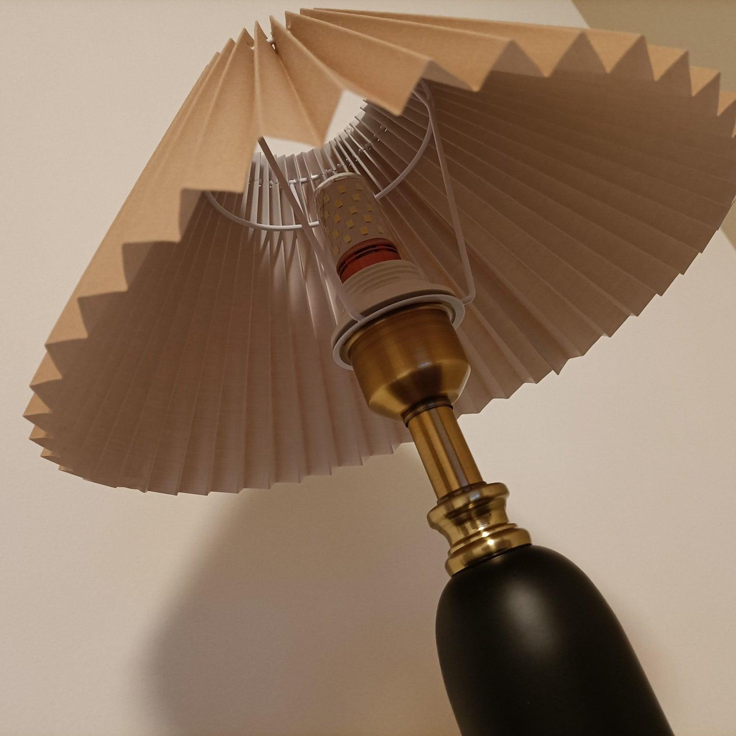 classic-antique-table-lamp-anzaz--29