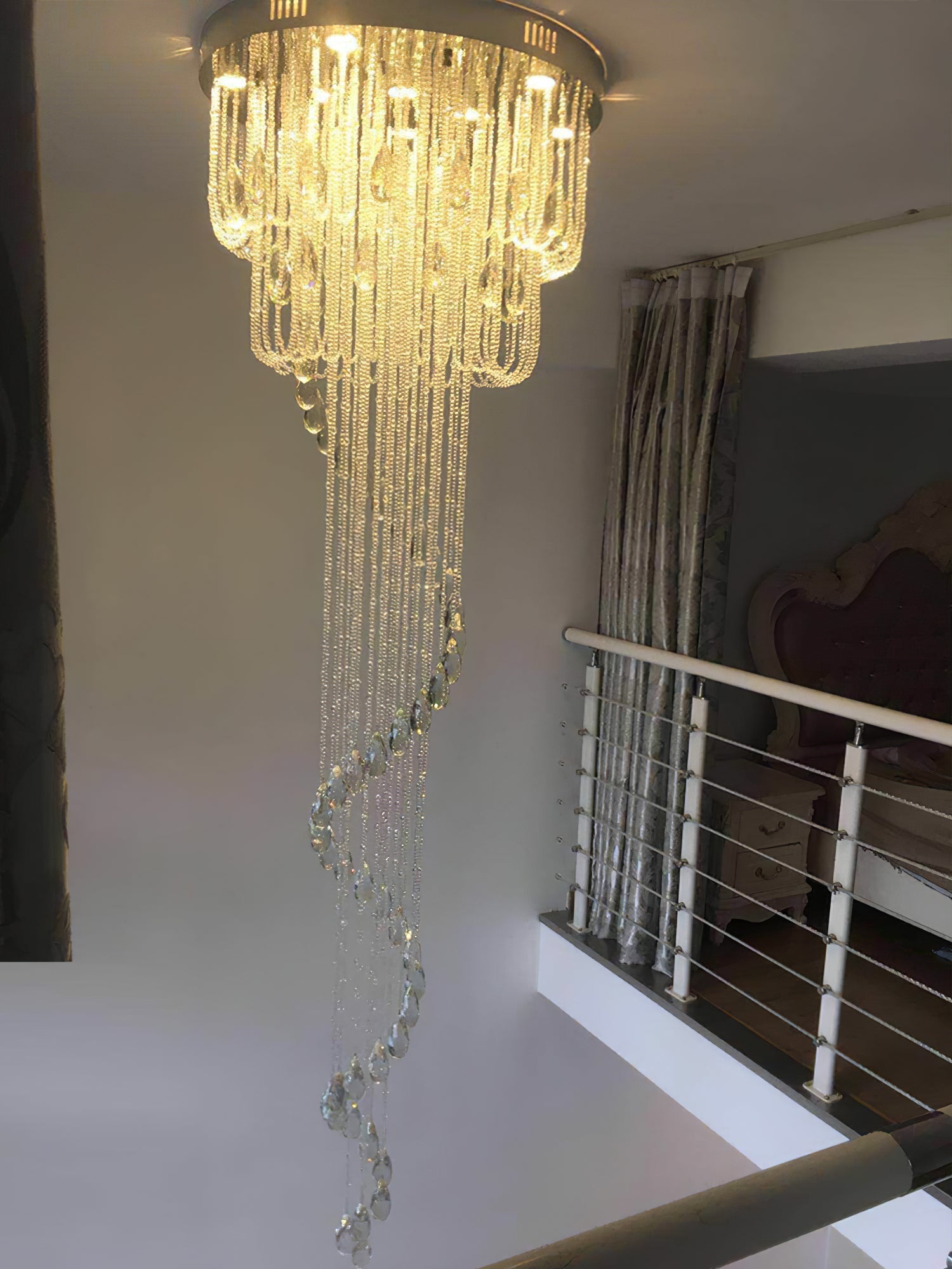 classic-symphony-spiral-chandelier-anzaz--20
