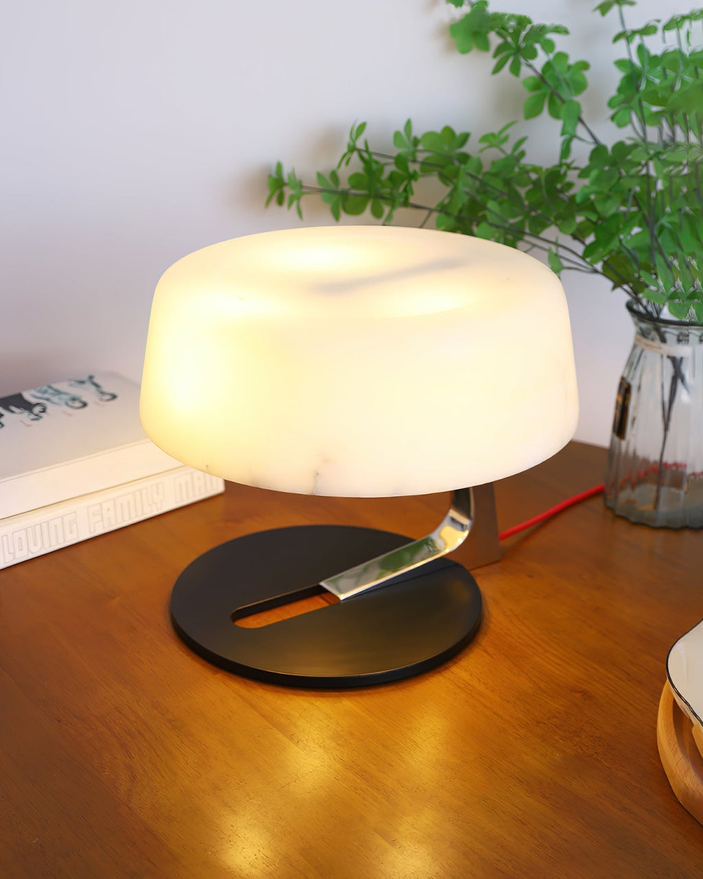 comete-table-lamp-anzaz-Black & White Alabaster-2