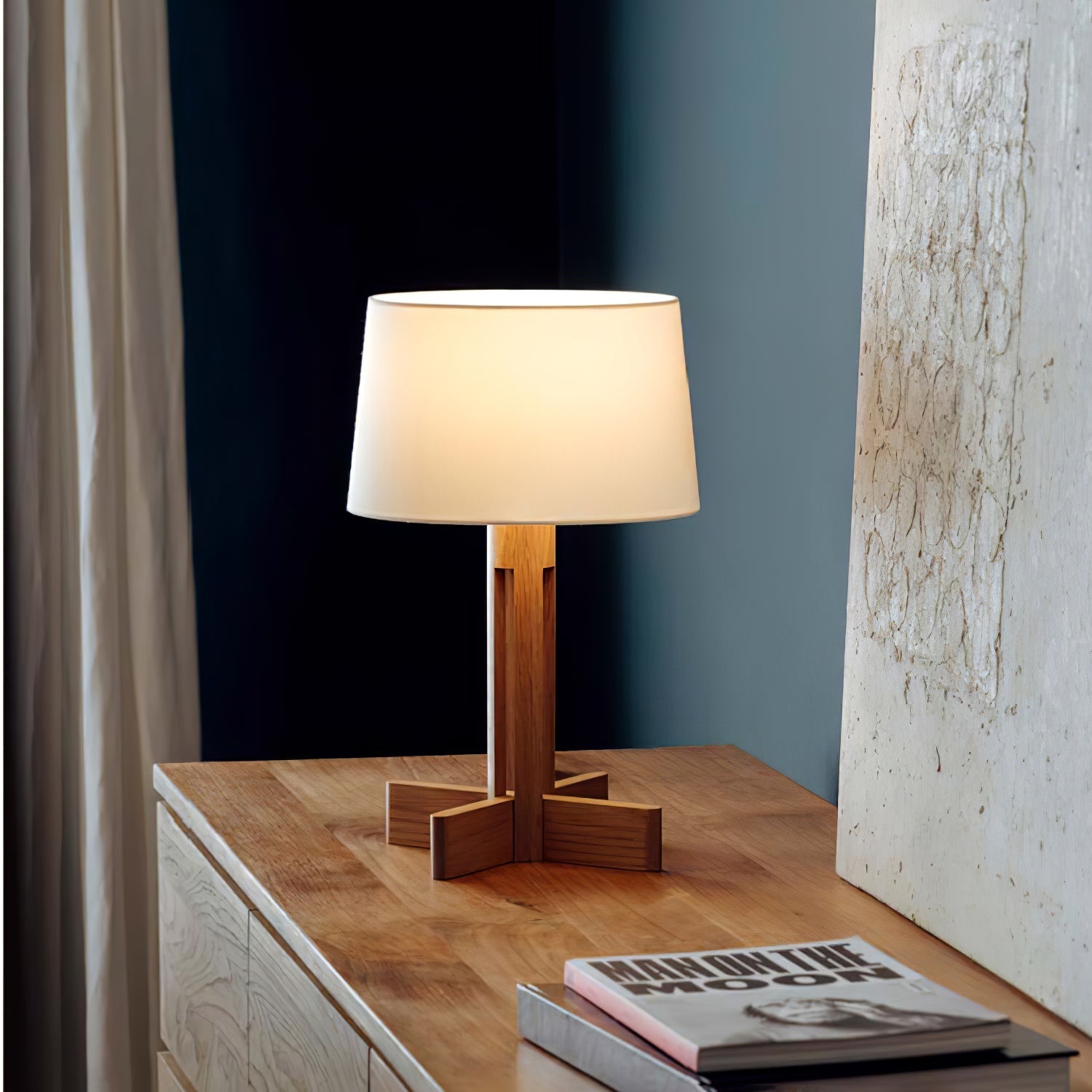 compact-charm-table-lamp-anzaz-Walnut color-2