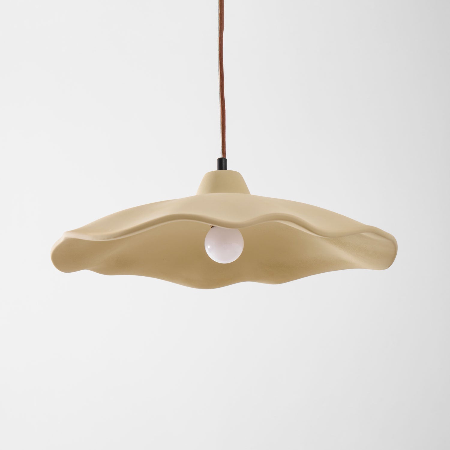 concrete-petal-pendant-light-anzaz--12