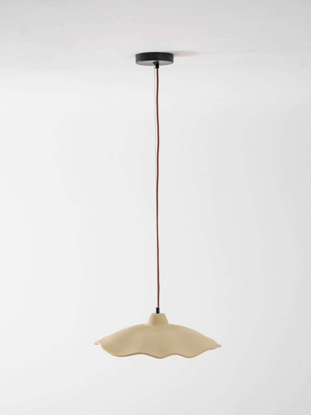 concrete-petal-pendant-light-anzaz--17