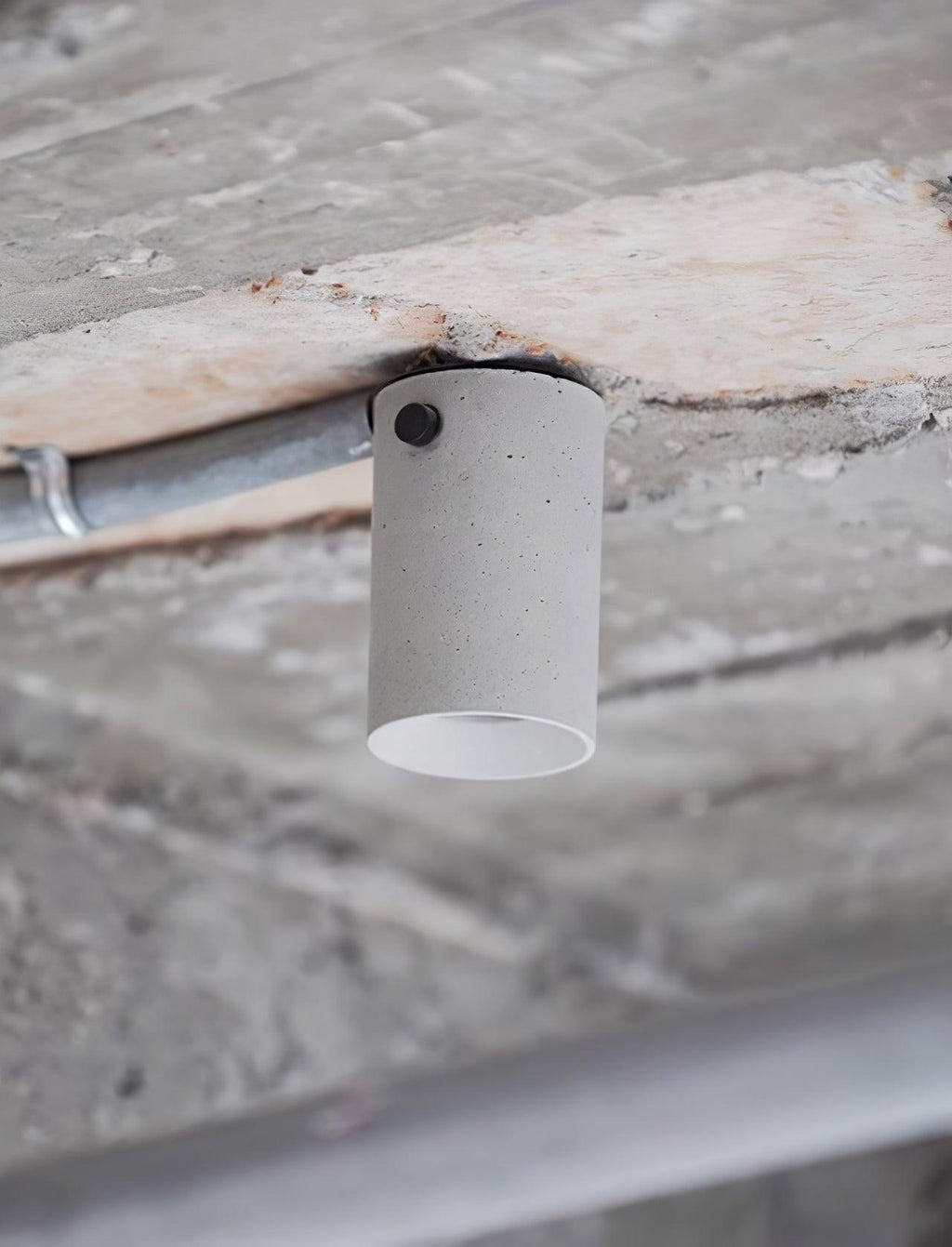 concrete-ceiling-lamp-anzaz--3