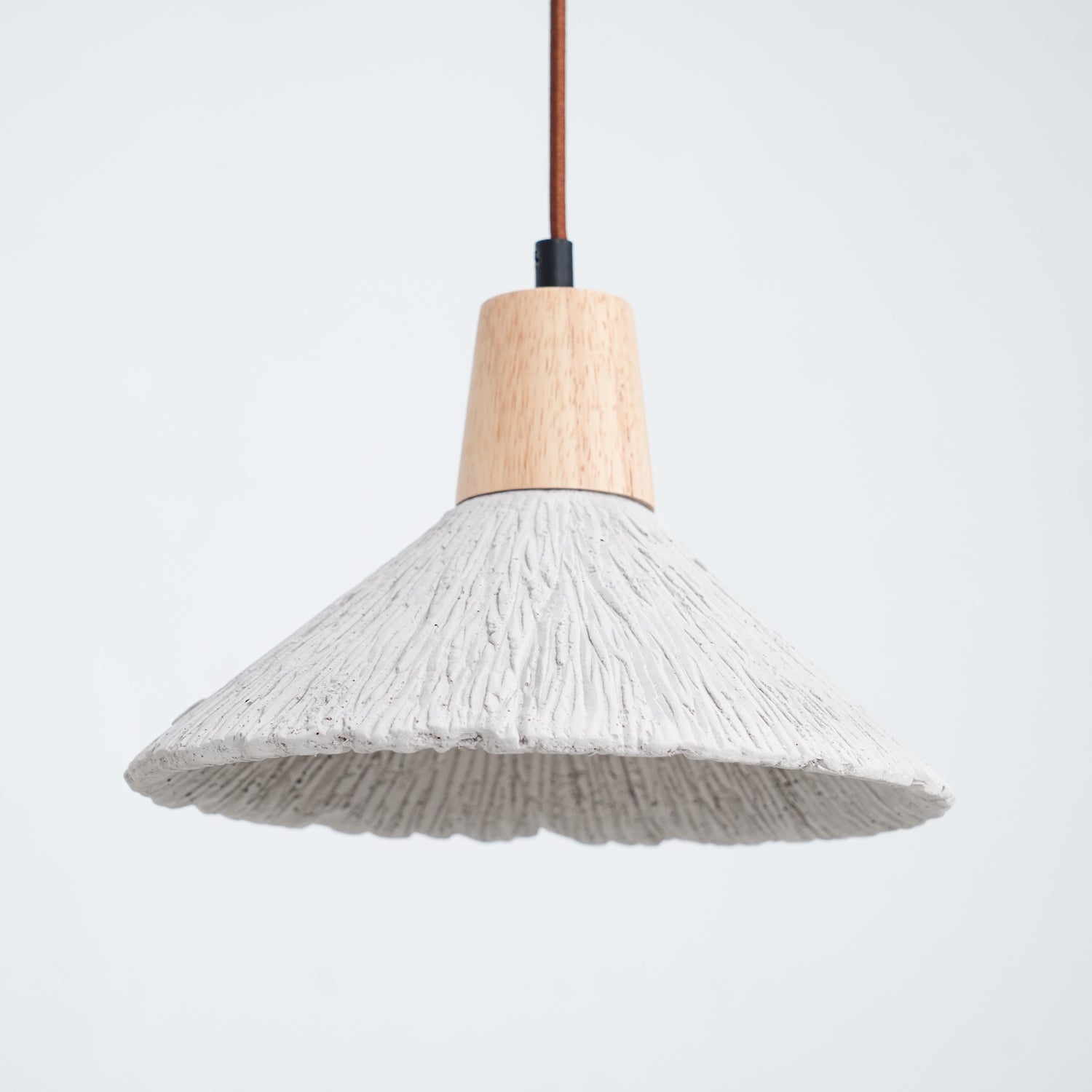 concrete-pleated-pendant-lamp-anzaz--91