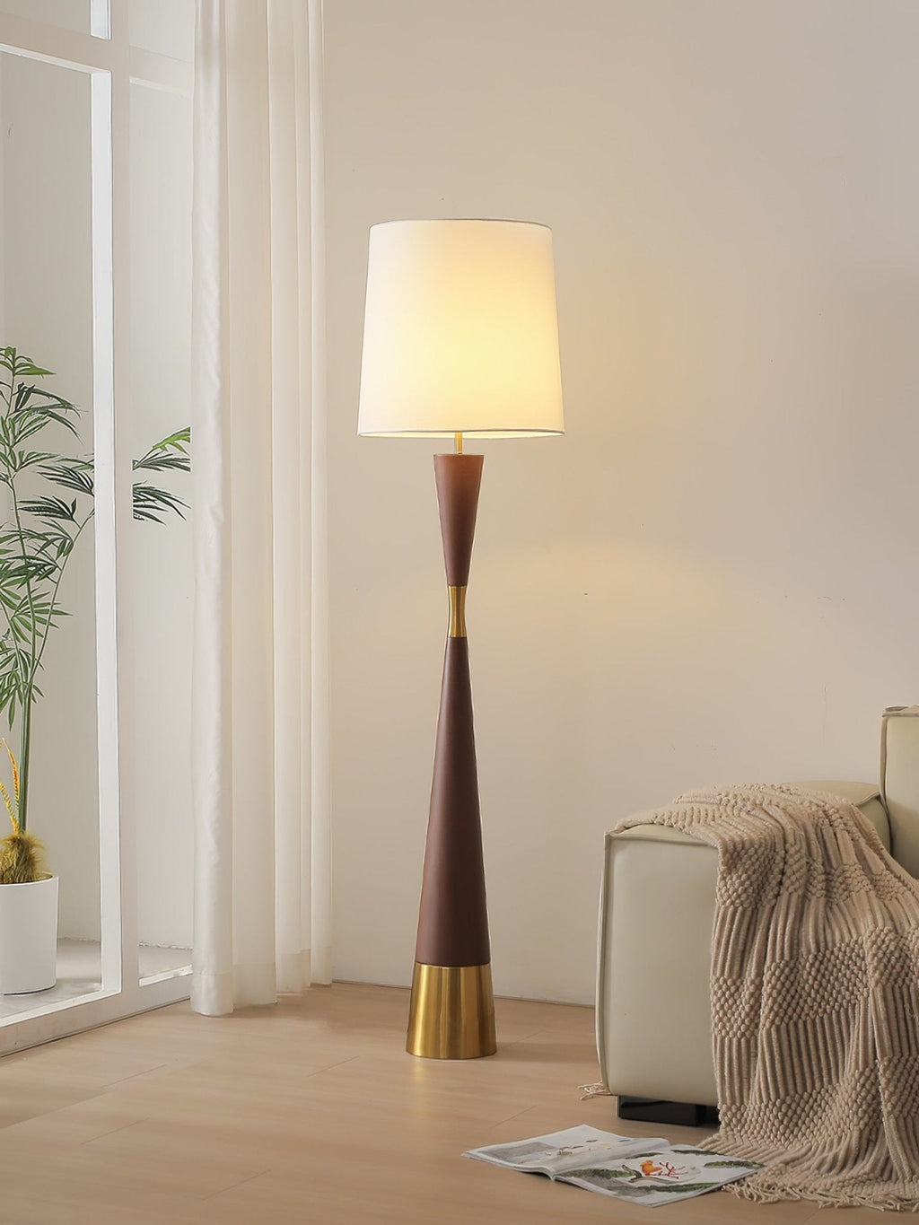 cone-waist-floor-lamp-anzaz--17