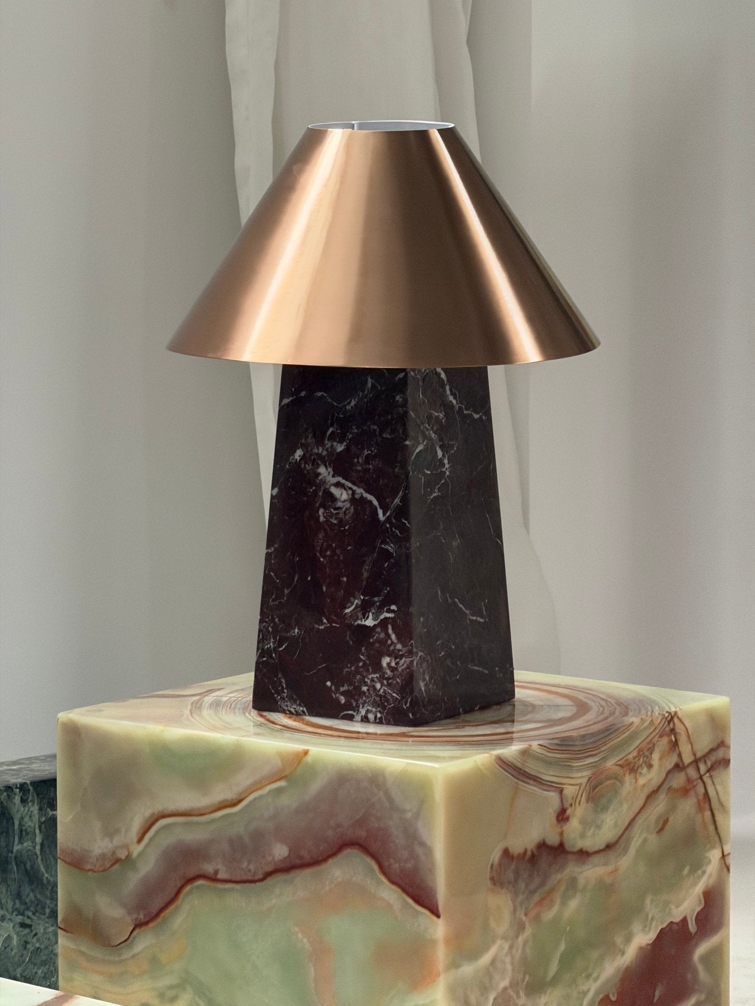 conic-marble-table-lamp-anzaz--5