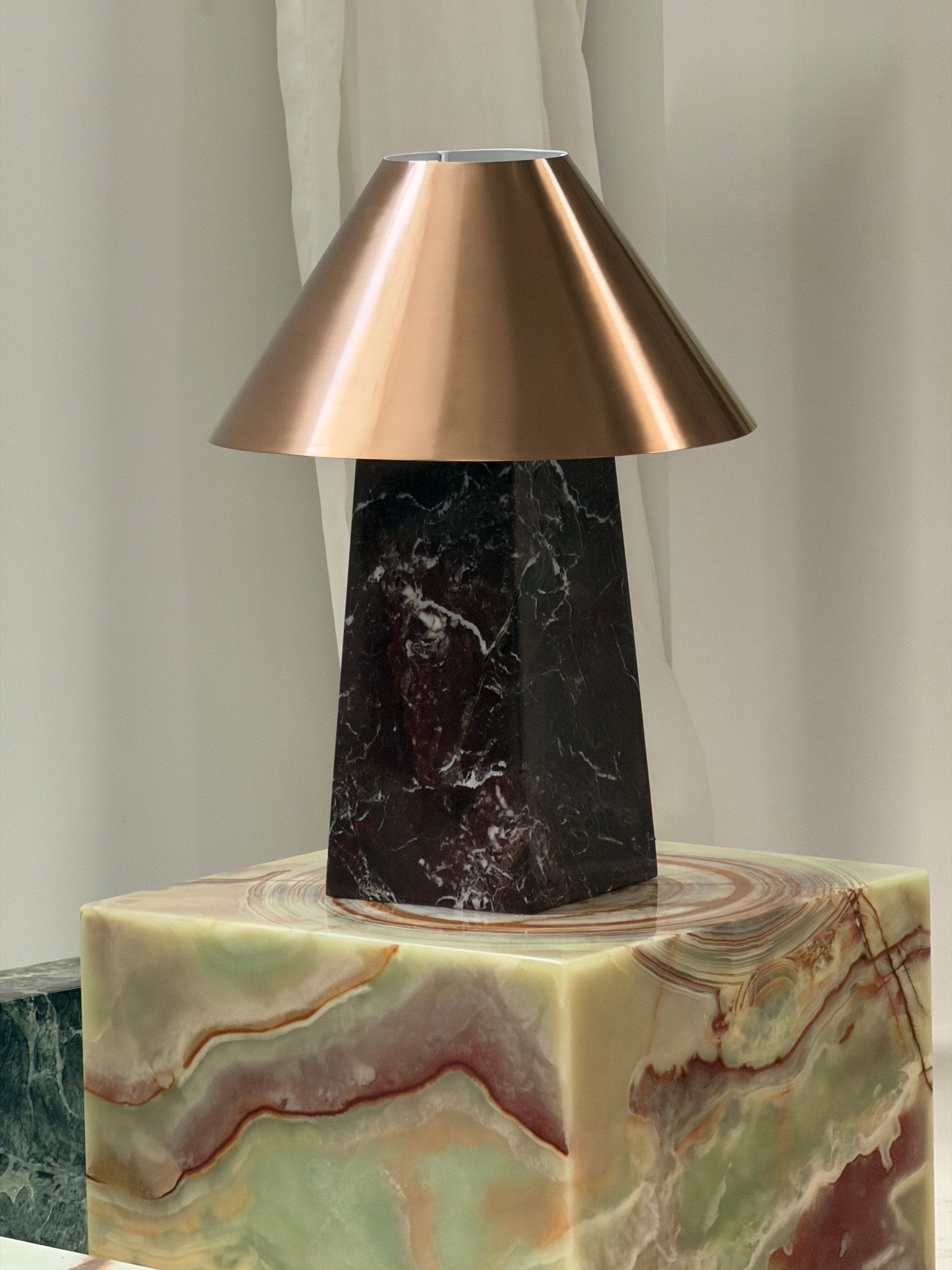 conic-marble-table-lamp-anzaz--10