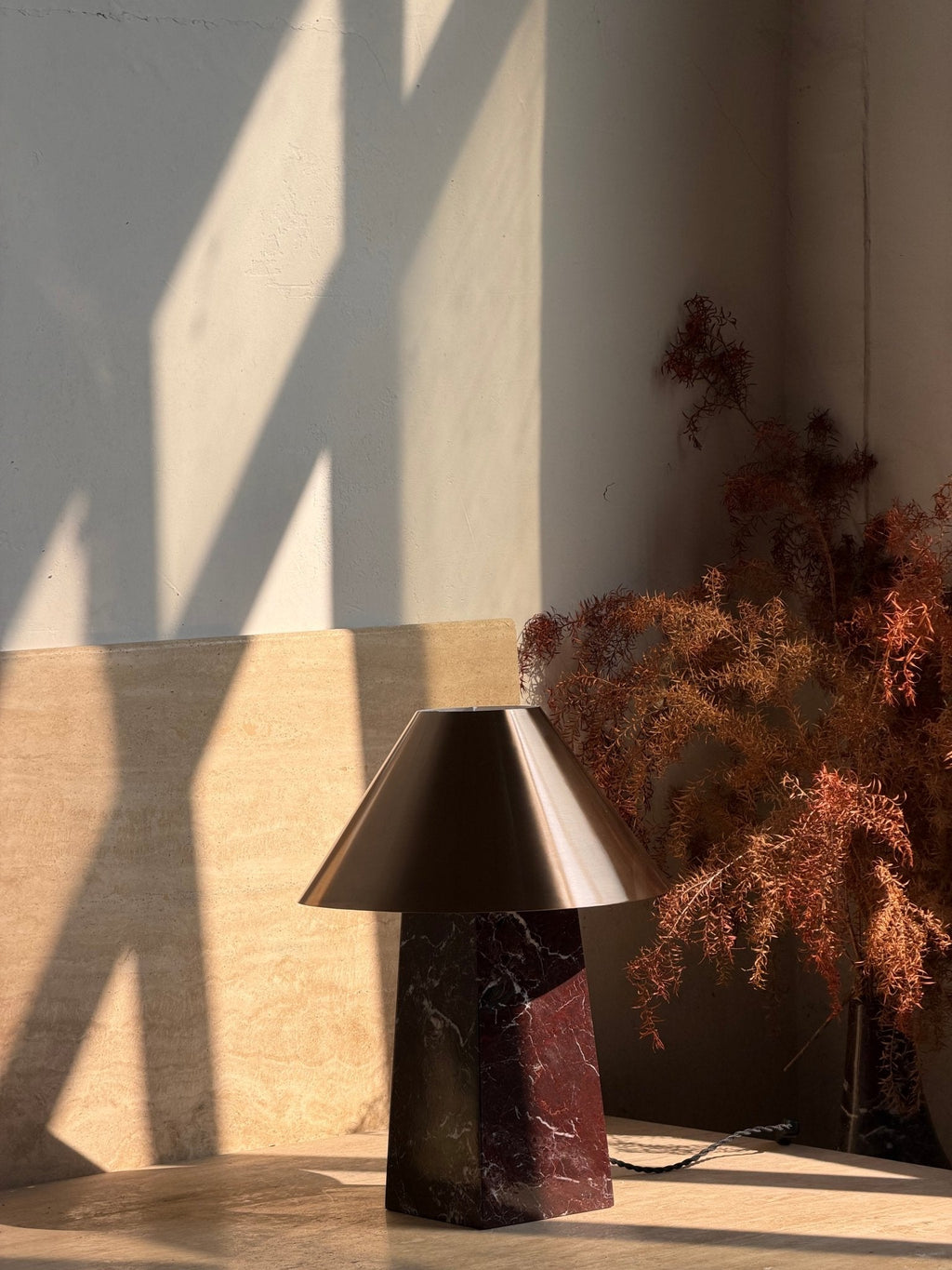 conic-marble-table-lamp-anzaz--15