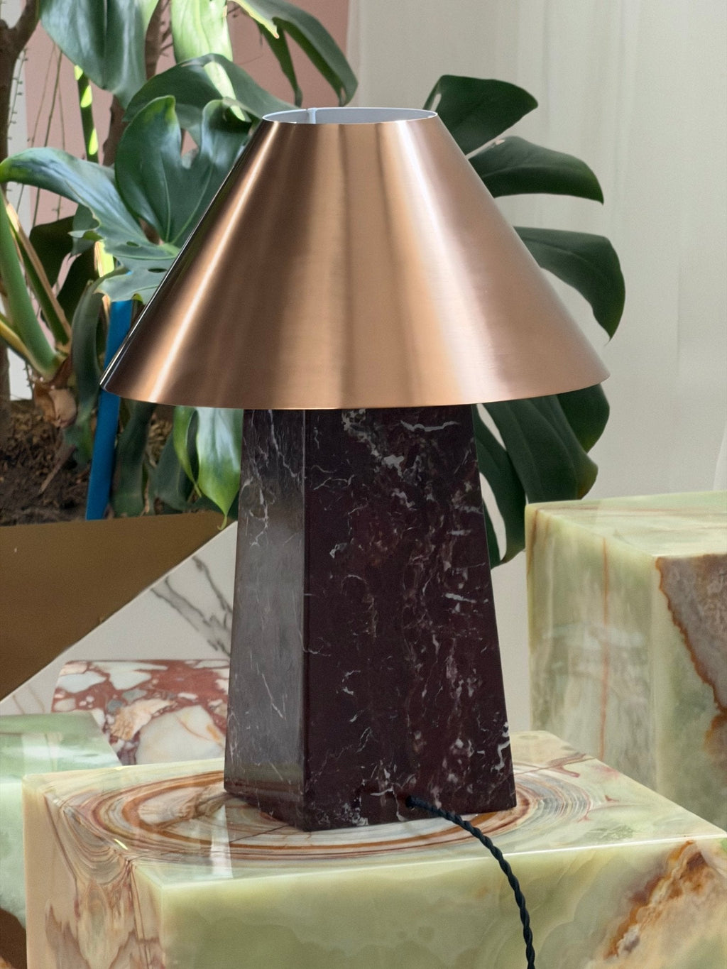conic-marble-table-lamp-anzaz--17