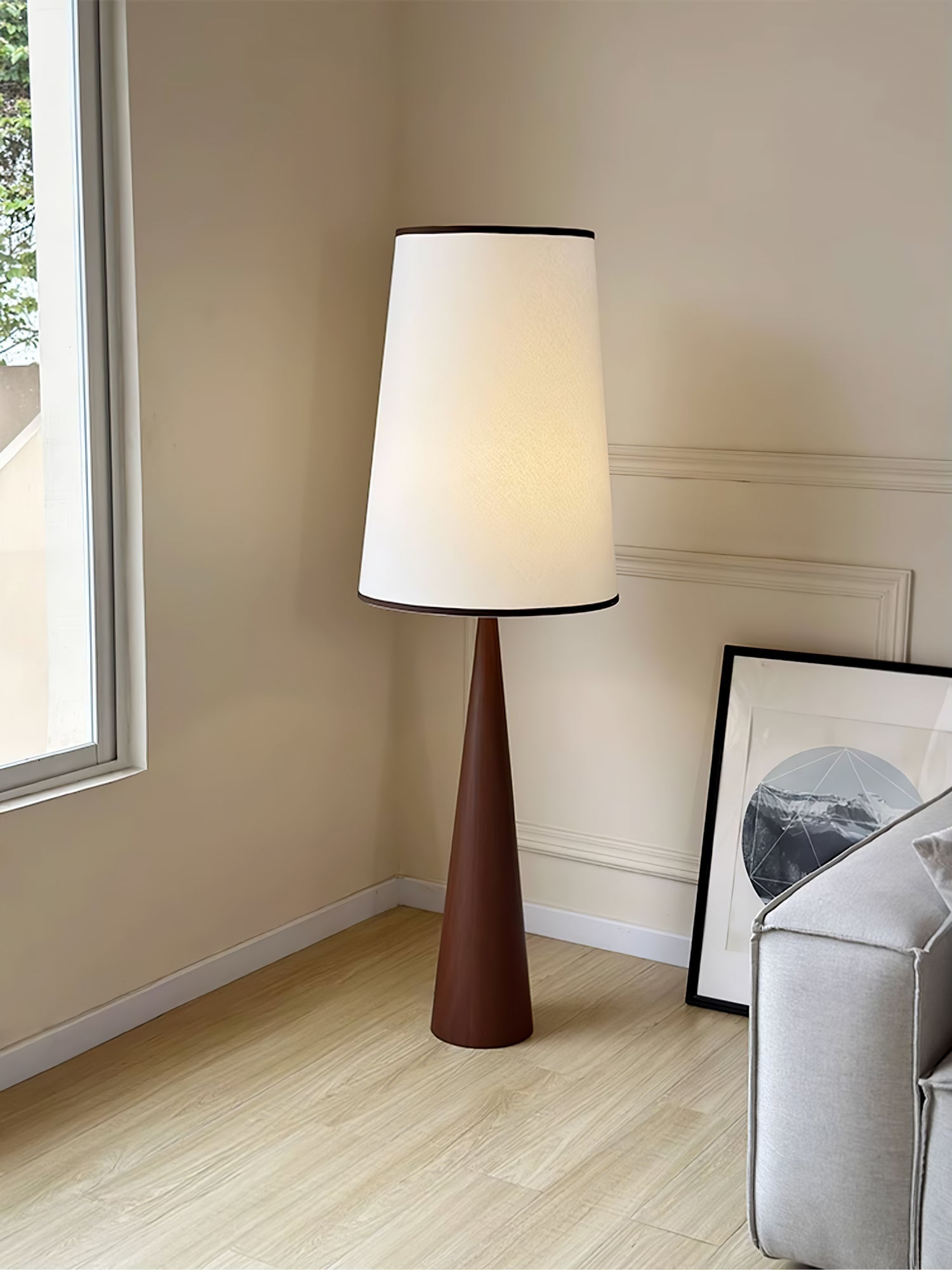 faux-wood-conical-floor-lamp-anzaz--17