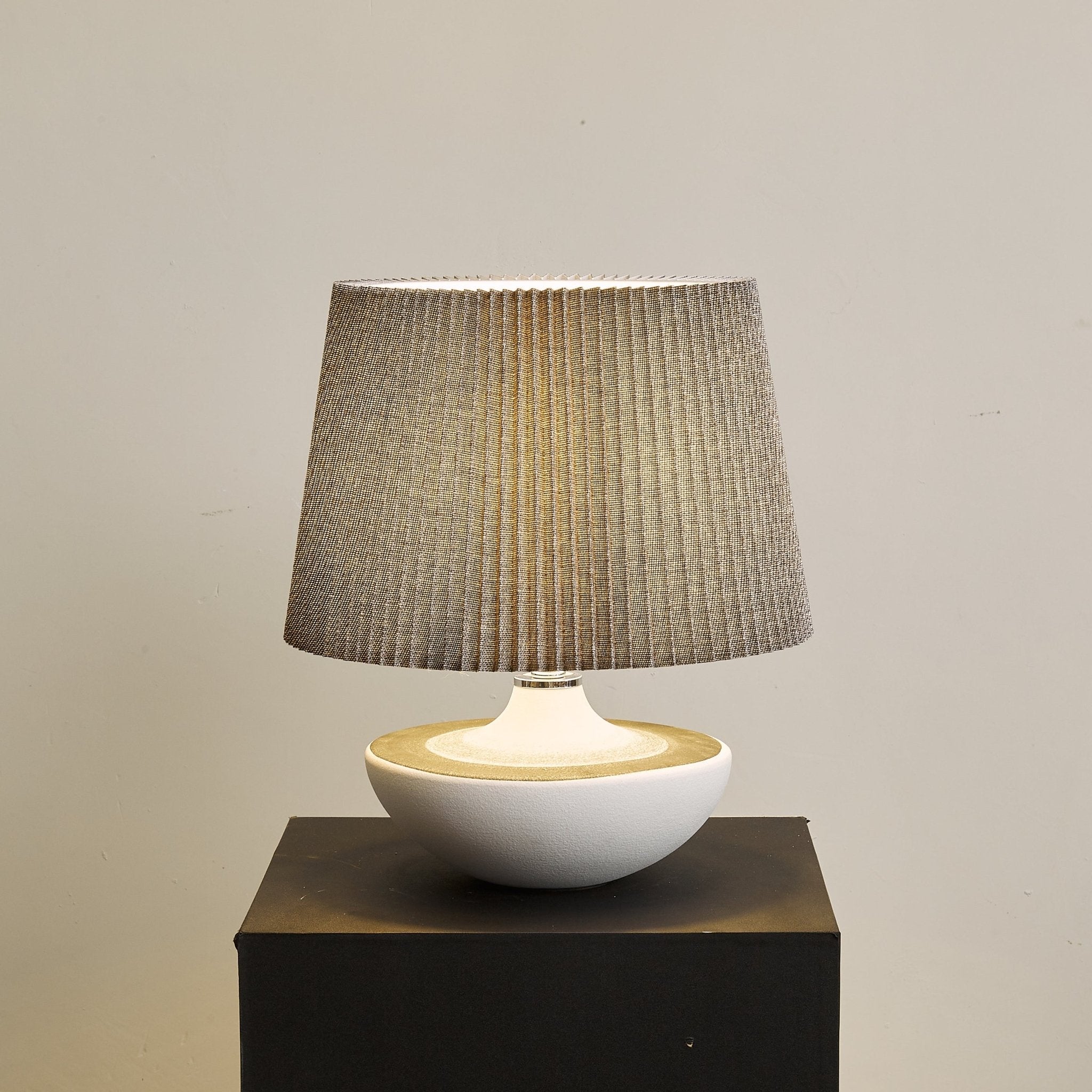 cordelle-table-lamp-anzaz-White & Black-2