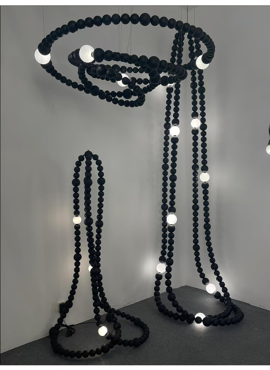 cosmic-beads-chandelier-anzaz--21